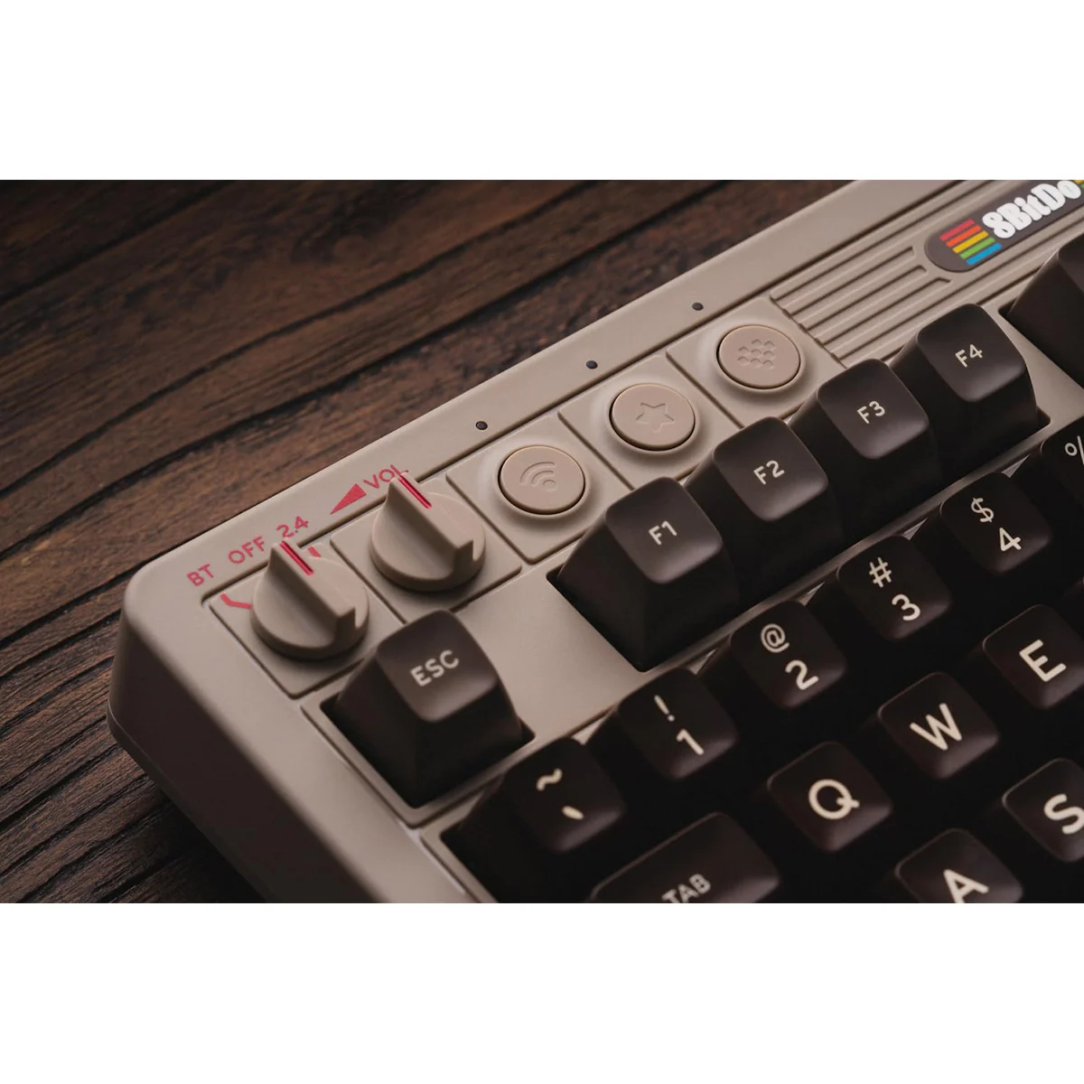 8Bitdo Retro Mechanical Keyboard (C64 Edition, M Edition, N Edition, Fami Edition) - Image 11