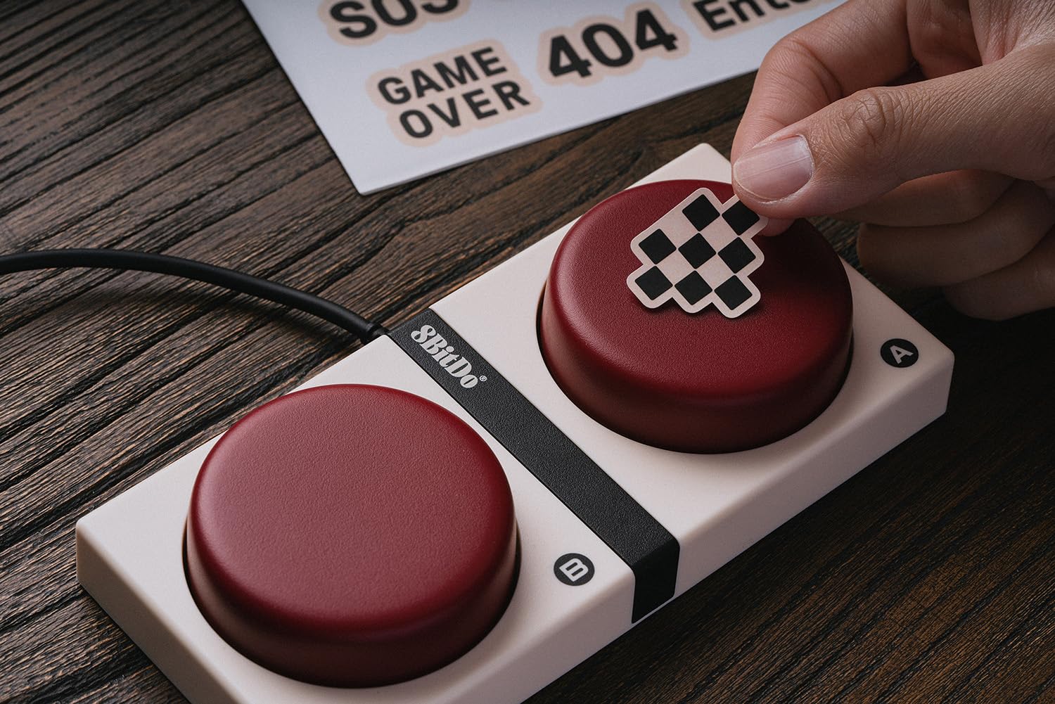 8Bitdo Retro Mechanical Keyboard (C64 Edition, M Edition, N Edition, Fami Edition) - Image 25