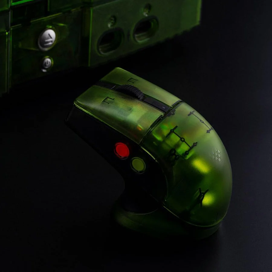 8Bitdo Retro R8 Tri-Mode Mouse with Charging Dock Xbox Edition (85CB) - Image 10