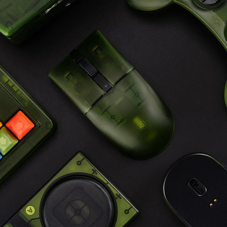 8Bitdo Retro R8 Tri-Mode Mouse with Charging Dock Xbox Edition (85CB) - Image 12