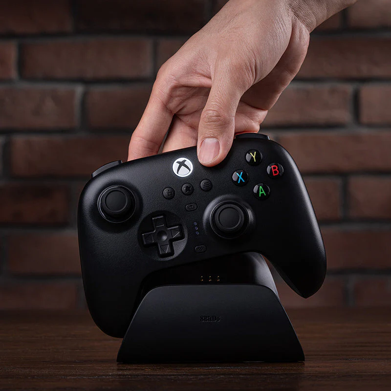 8Bitdo Ultimate 3-Mode Controller For Xbox + Game Pass Code (81HB) (Black, White, Jade) - Image 3