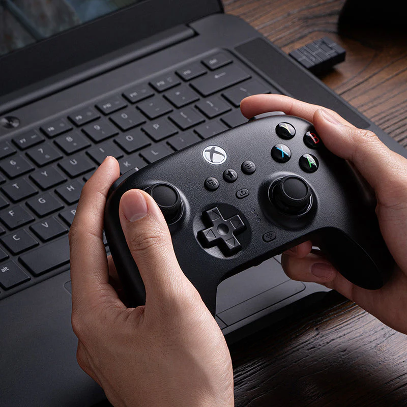 8Bitdo Ultimate 3-Mode Controller For Xbox + Game Pass Code (81HB) (Black, White, Jade) - Image 4