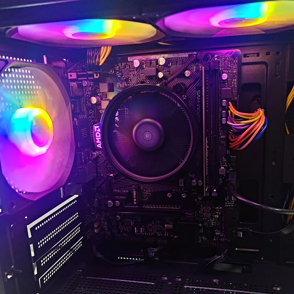 Alpha Lite Tyro Black Desktop Gaming PC | AMD Ryzen 5 3400G | 8GB RAM | 512GB SSD | Integrated GPU | Windows 11 Pro - Image 4