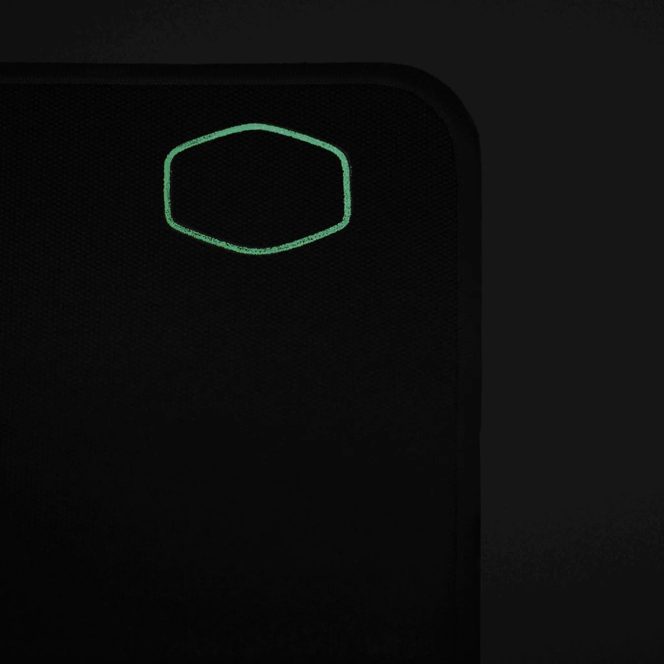 Cooler Master MP510 Splash Proof Gaming Mouse Pad (Large) (450MMX350MMX3MM) - Image 4