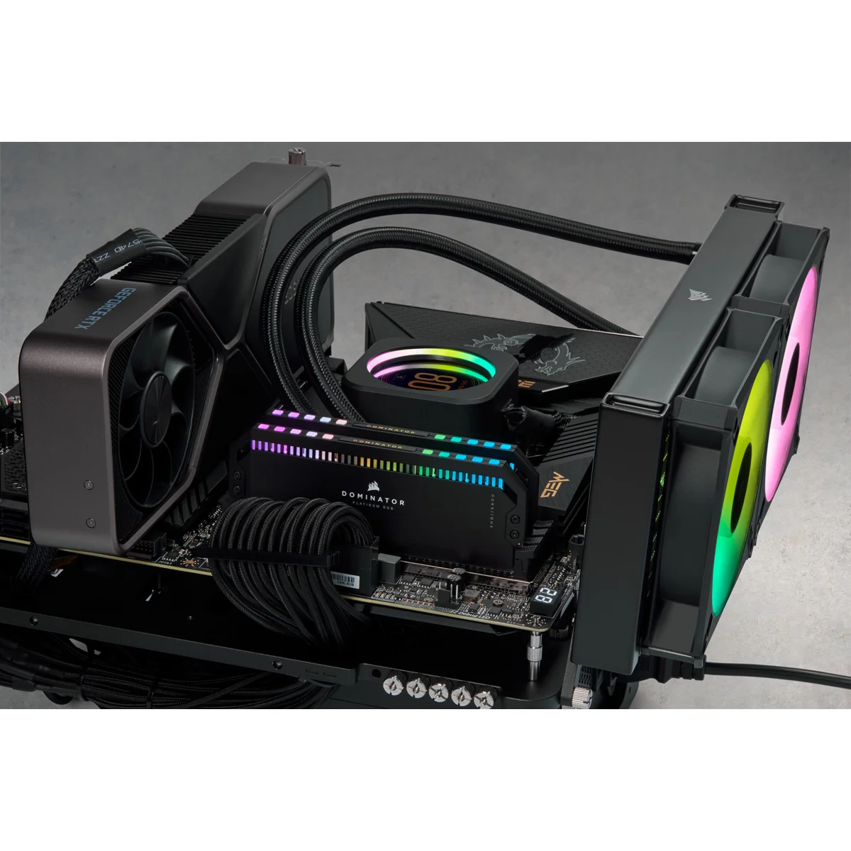 Corsair Dominator Platinum RGB 64GB (2X32GB) DDR5 DRAM 6000MHZ C40 Memory Kit (Black) (CMT64GX5M2B6000C40) - Image 7