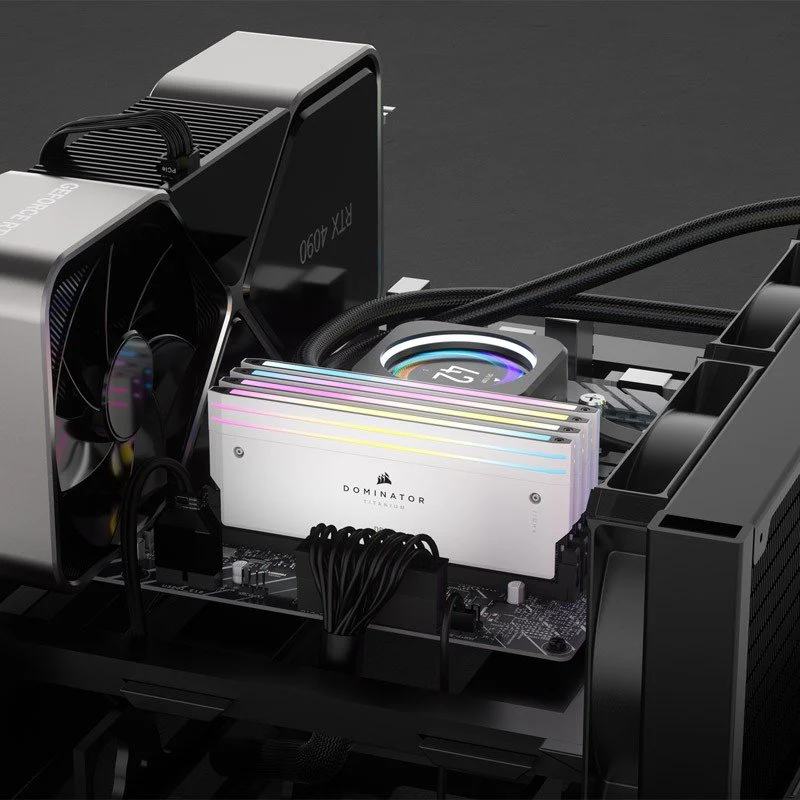 Corsair Dominator Titanium RGB 32GB (2x16GB) DDR5 DRAM 6000MHz CL30 Intel XMP Memory Kit (Black, White) - Image 11