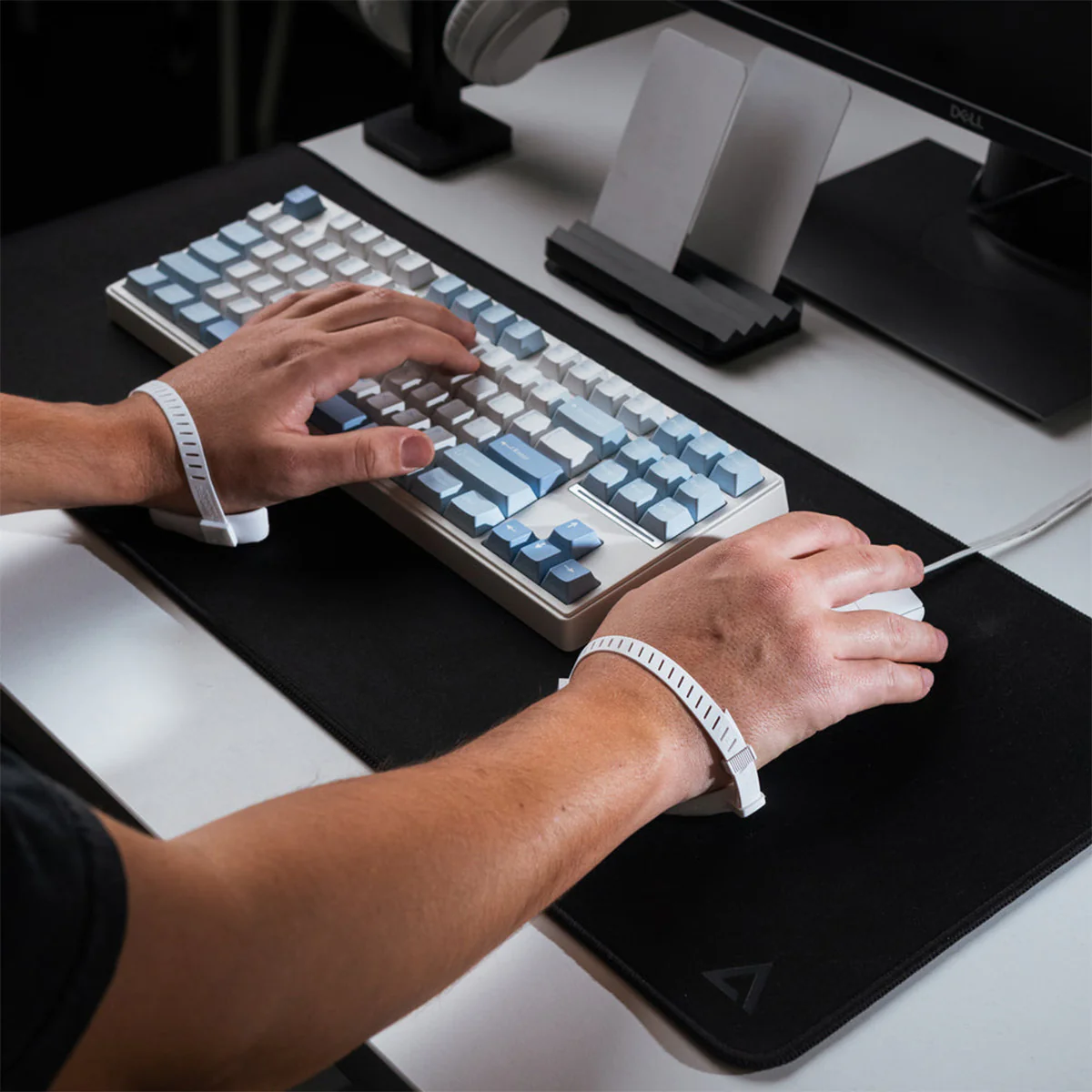 DeltaHub Carpio G2.0 Ergonomic Gaming Wrist Rest For Right-Handed (Small, Large) (Baby Blue, Black, Camo Green, Cotton Candy, Olive Green, Pearl Grey, White) - Image 21