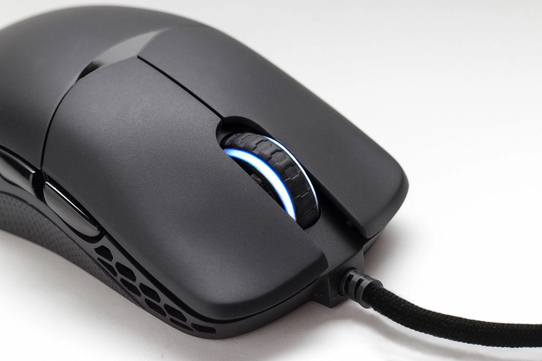Ducky Feather RGB Blue Edition Gaming Mouse (DMFE20O-OAAPA7B) - Image 5