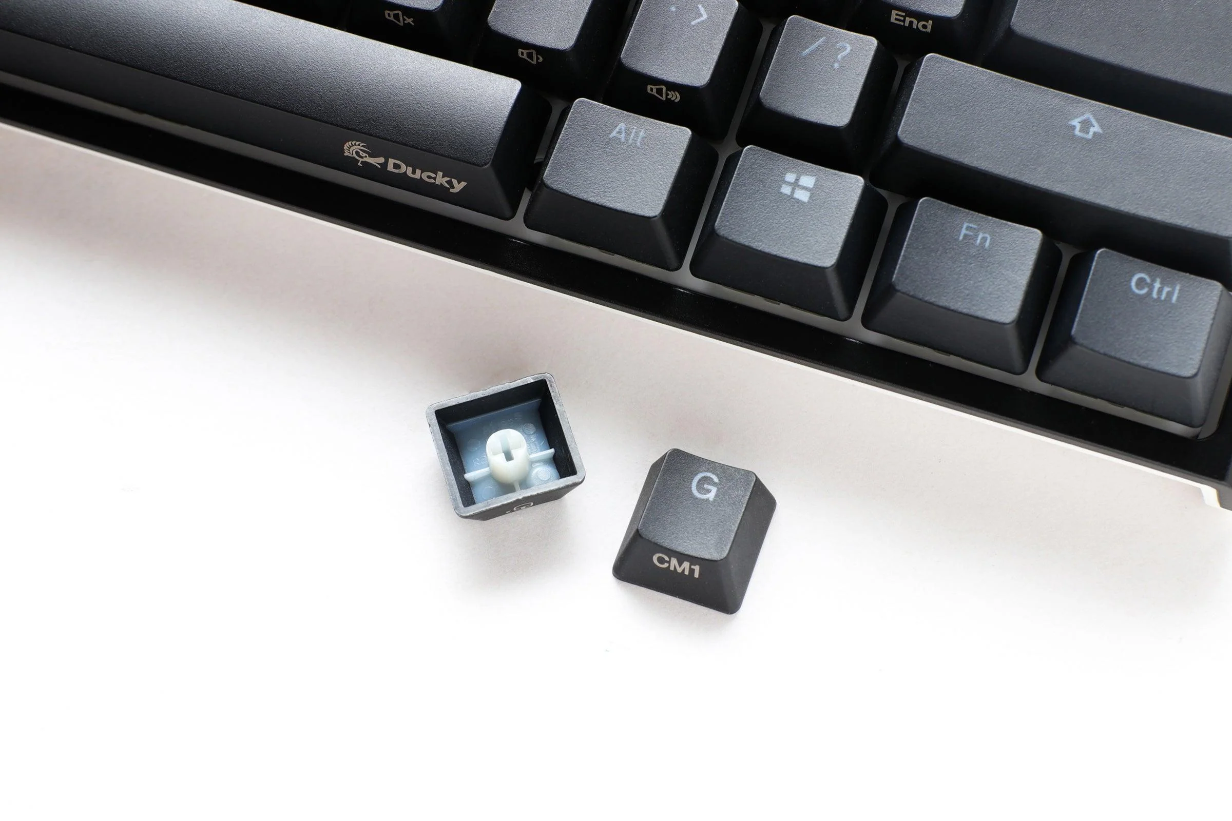 Ducky One 2 Pro Mini Classic RGB LED 60% Double Shot PBT Mechanical Keyboard (Kailh Box Red Switch) (DKON2061ST-KUSPDAZTR2) - Image 8