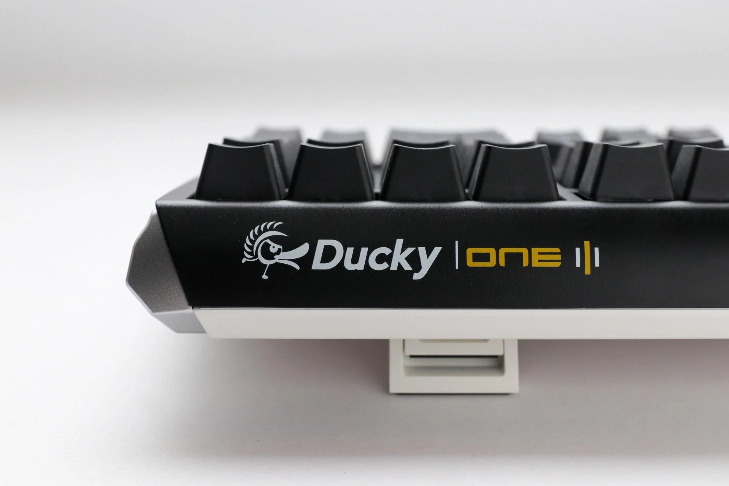 Ducky One 3 Classic Full-Size Hotswap RGB Double Shot PBT Mechanical Keyboard (Cherry RGB Brown) (DKON2108ST-BUSPDCLAWSC1) - Image 6