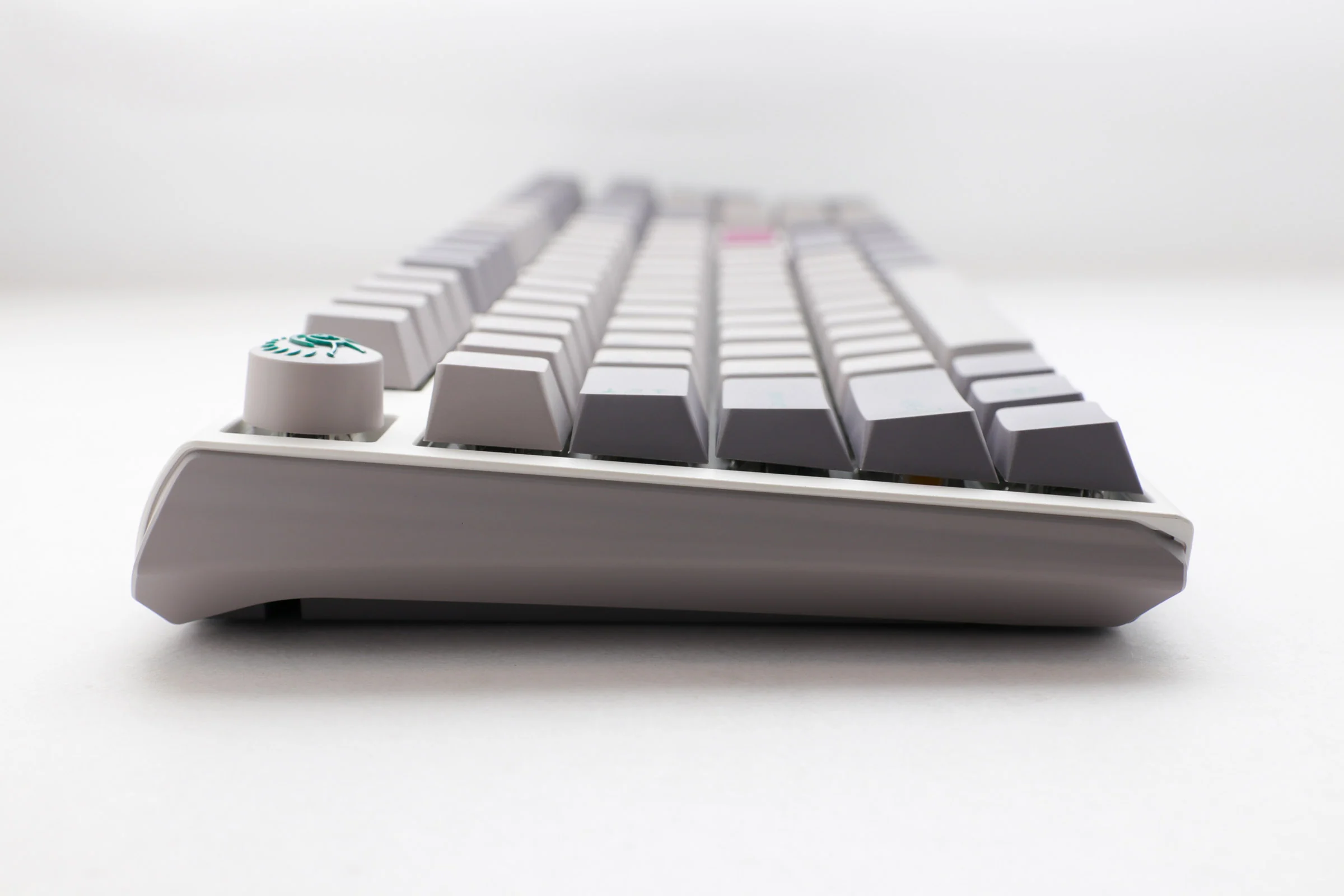 Ducky One 3 Mist Grey Hotswap Double Shot PBT Mechanical Keyboard (Cherry RGB Red) (DKON2108ST-RUSPDMIWHHC2) - Image 5