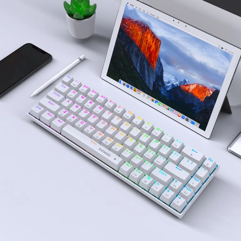 E-Yooso Z-686 Tri-Mode RGB 68 Keys Hot Swappable Mechanical Keyboard White (Brown Switch) - Image 4
