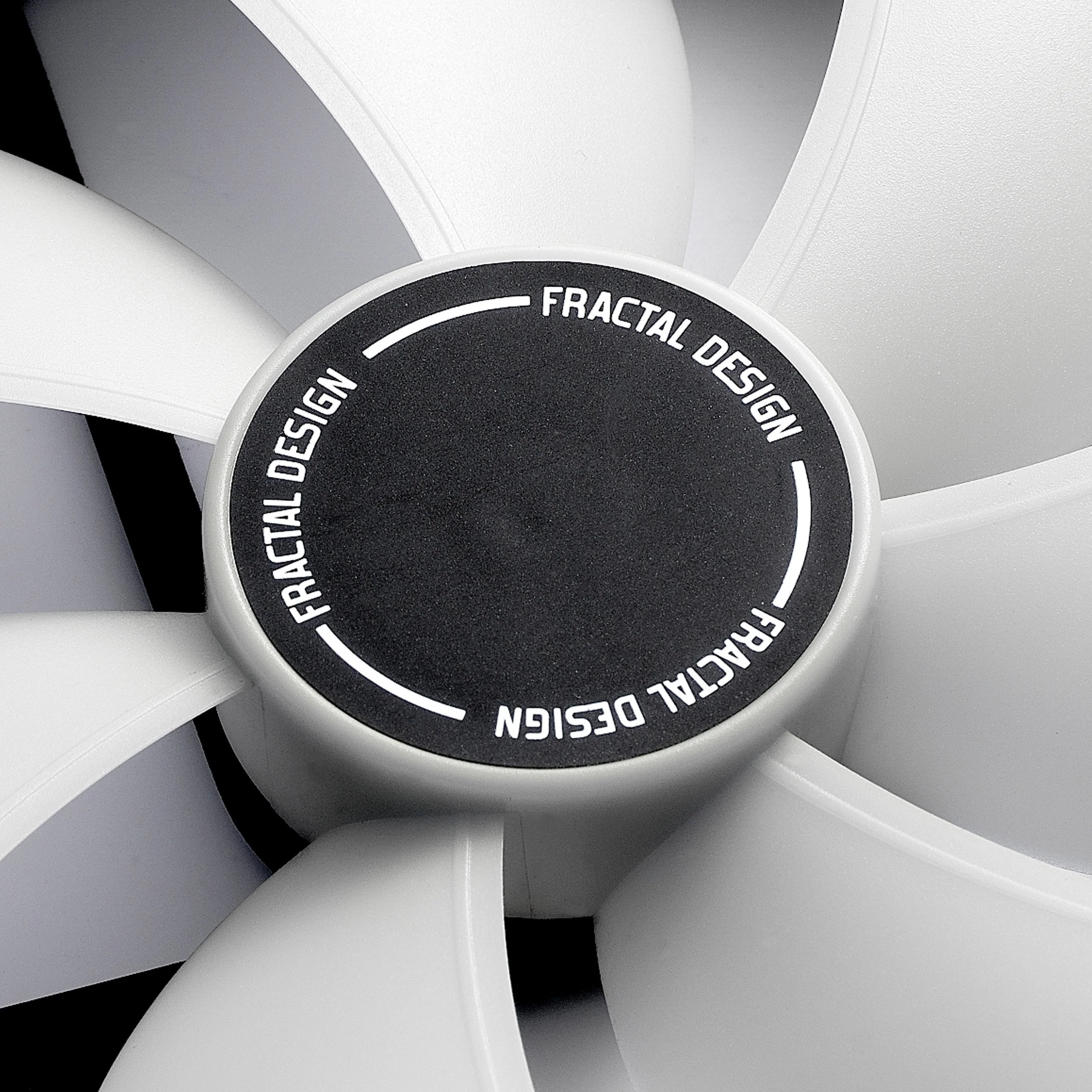 Fractal Design Prisma AL-12 ARGB Computer Fan (3-Pack) (FD-FAN-PRI-AL12-3P) - Image 18