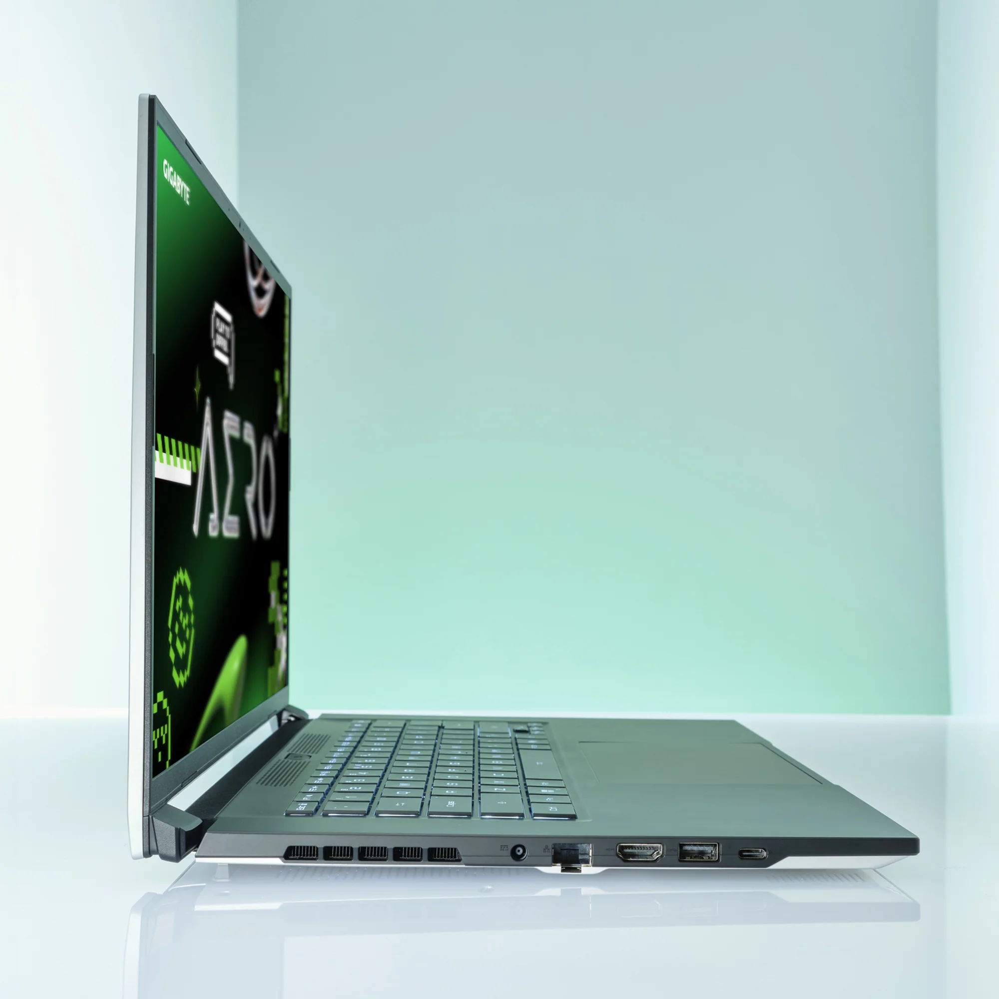 Gigabyte Aero X16 1WH93PHC94AH Copilot+ PC Laptop (Gray) | 16" QHD+ (2560x1600) 165Hz IPS | Ryzen AI 7 350 | 16GB RAM | 1TB SSD | RTX 5070 8GB | Windows 11 Home | Gigabyte Backpack - Image 6