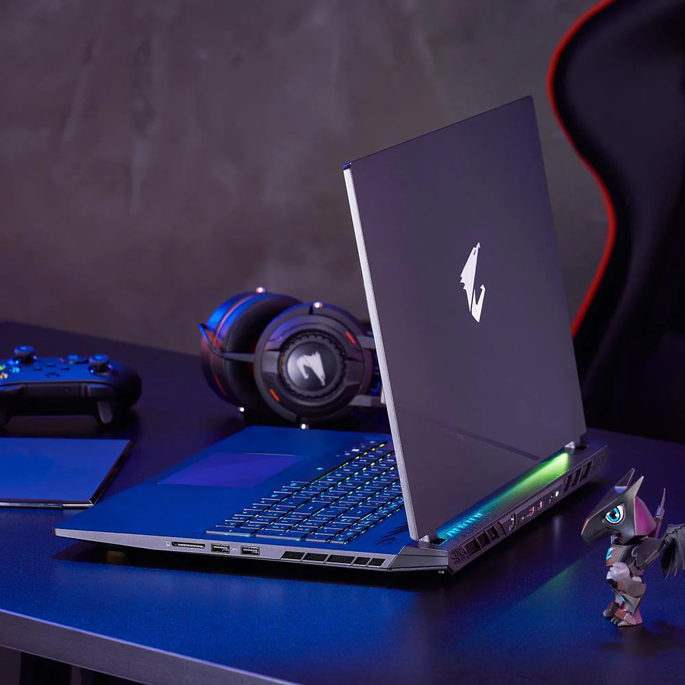 Gigabyte Aorus 17 BKF-73PH254SH Gaming Laptop (Black) | 17.3" FHD (1920x1080) 300Hz | i7 13700H | 16GB RAM | RTX 4060 | 1TB SSD | Windows 11 Home | Aorus G2 Backpack | Aorus RGB Gaming Mouse Mat | Aorus M4 Gaming Mouse - Image 15