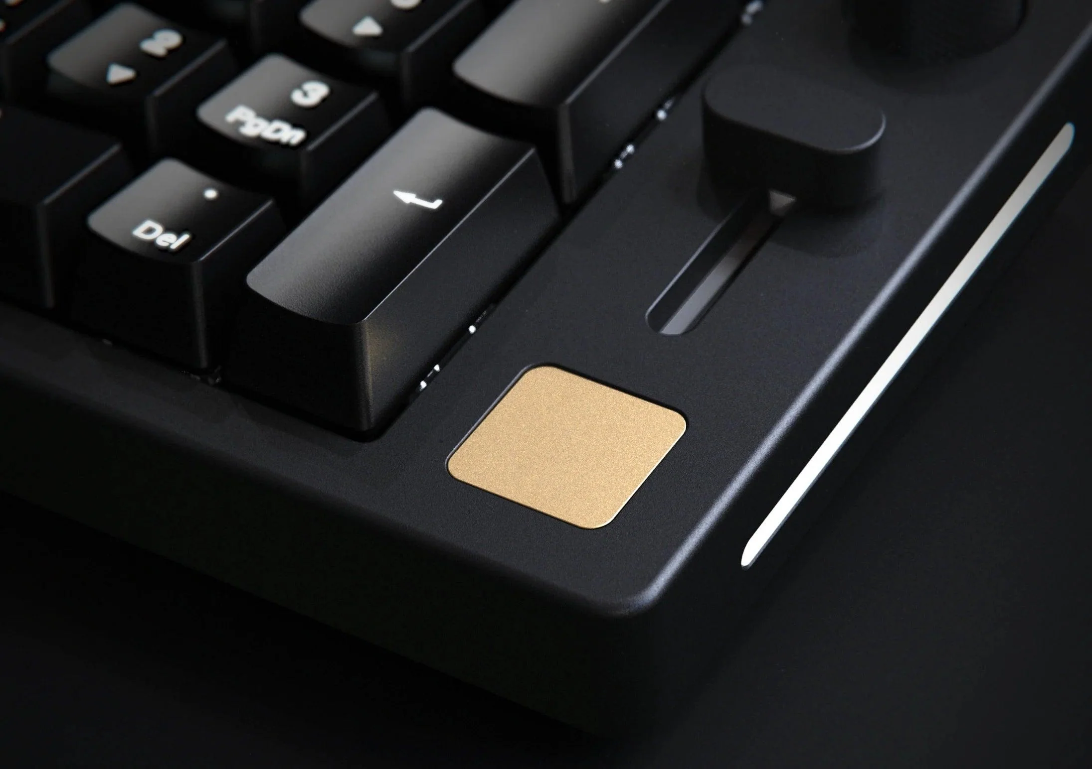 Glorious GMMK Numpad Blank Badge (Gold) - Image 3