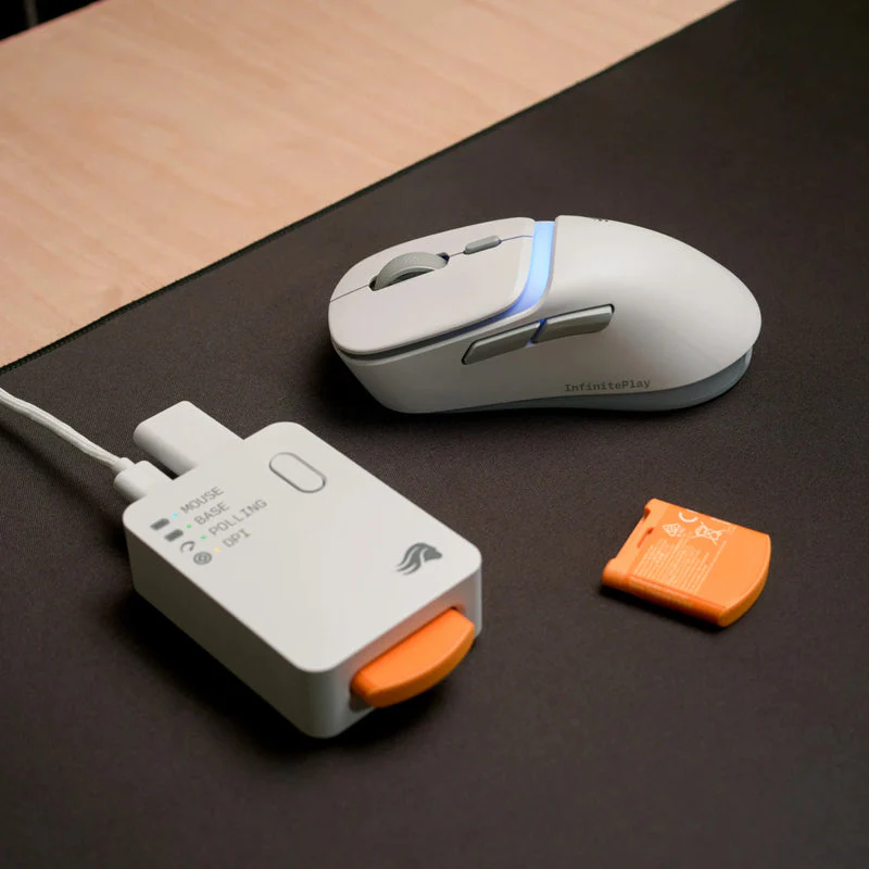 Glorious Model D3 8K Polling Ultralight RGB Wireless Gaming Mouse (White) (GLO-D3-WL-WHT) - Image 2