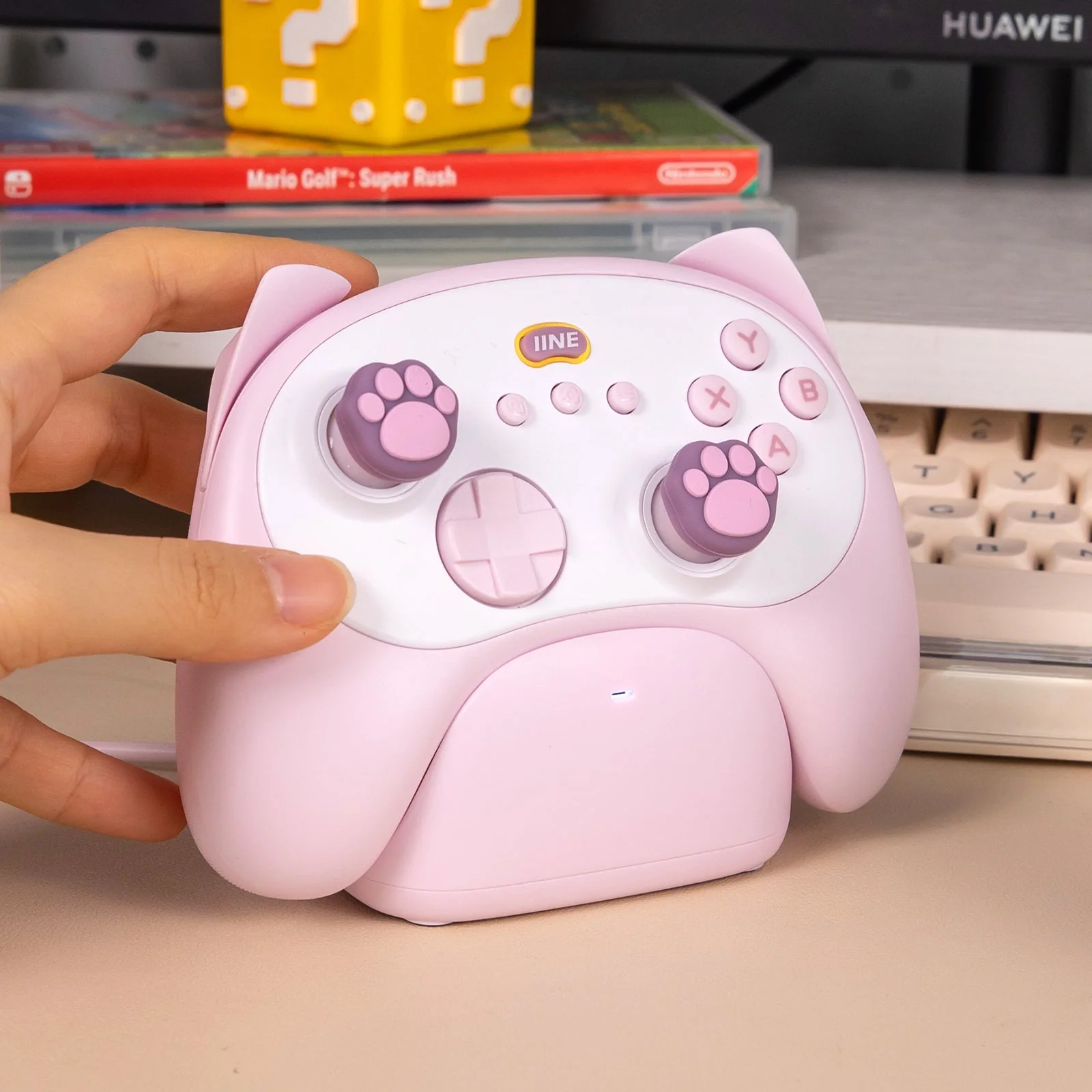 IINE Meow Kitten Controller with Tail Charging Dock for PC / Nintendo Switch (Blue, Pink) (L1049, L1050) - Image 9