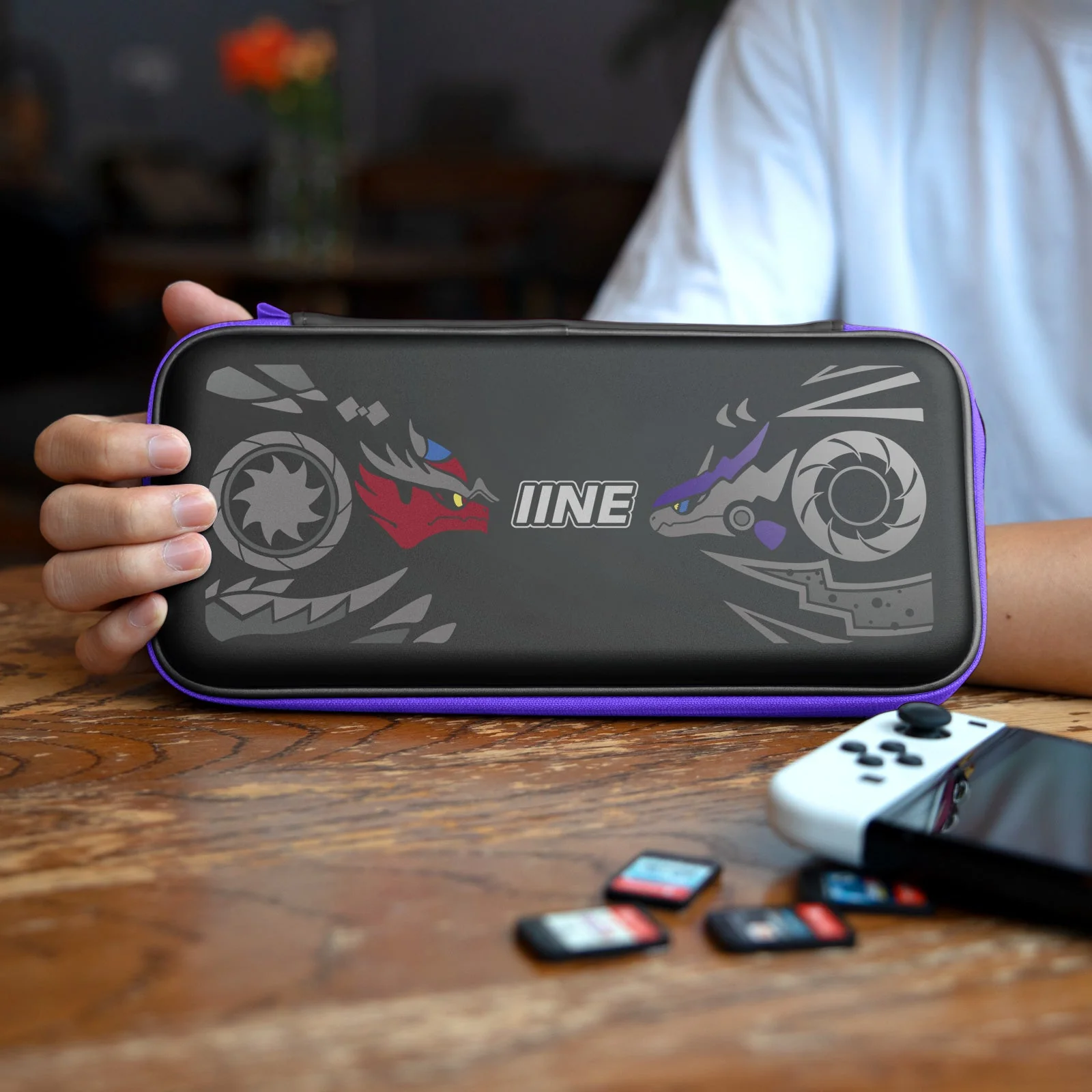 IINE Pokemon Scarlet & Violet Eva Storage Bag For N-Switch / N-Switch Oled (L742) - Image 3