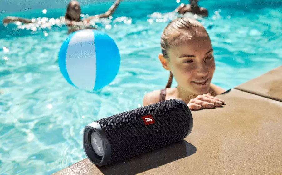 JBL FLIP 5 PORTABLE WATERPROOF SPEAKER (BLUE) - Image 7
