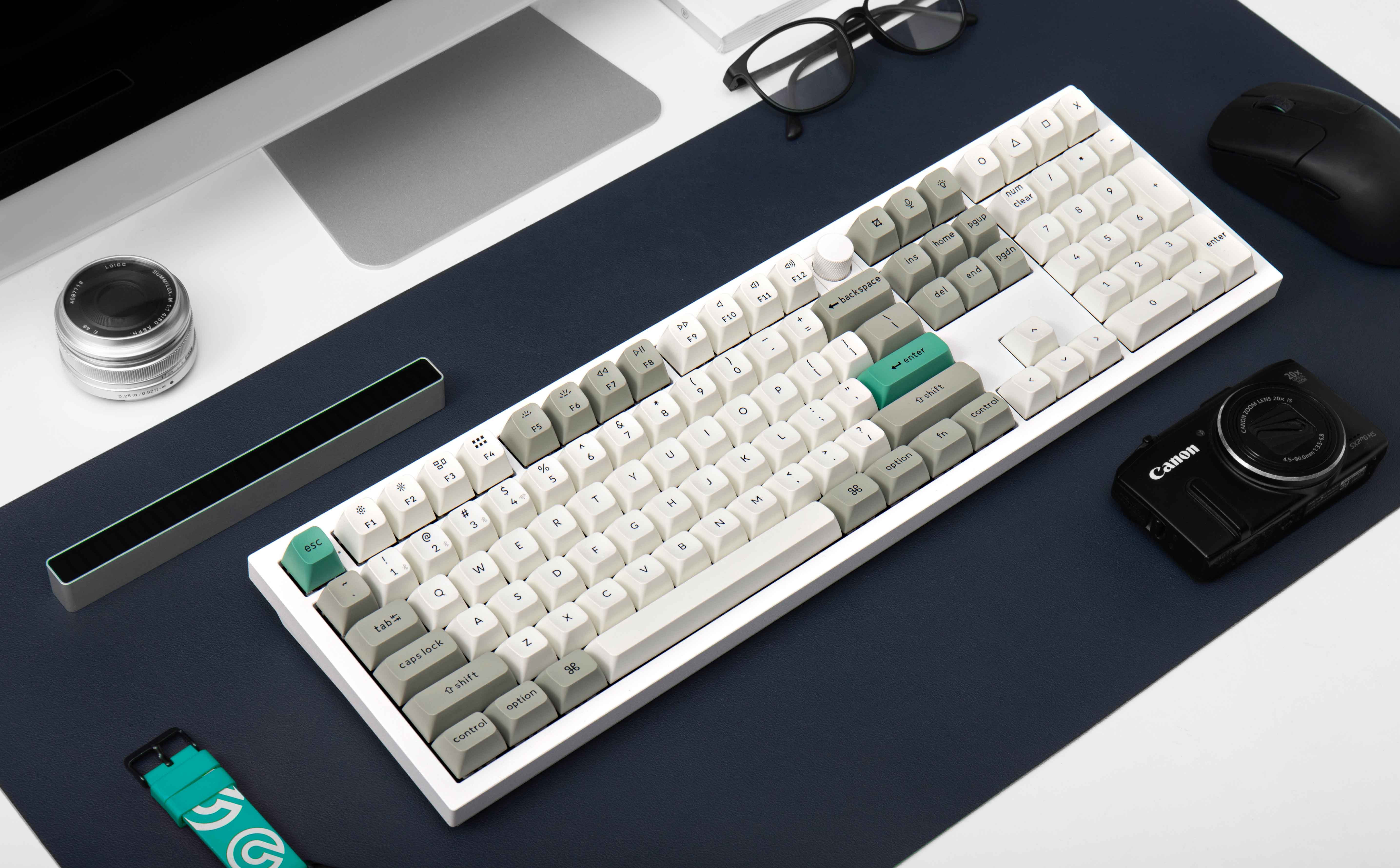 Keychron Q6 Max QMK/Via Fully Assembled With Knob RGB Backlit Hot-Swappable Full Size Wireless Custom Mechanical Keyboard - Shell White (Red Switch, Banana Switch) - Image 13