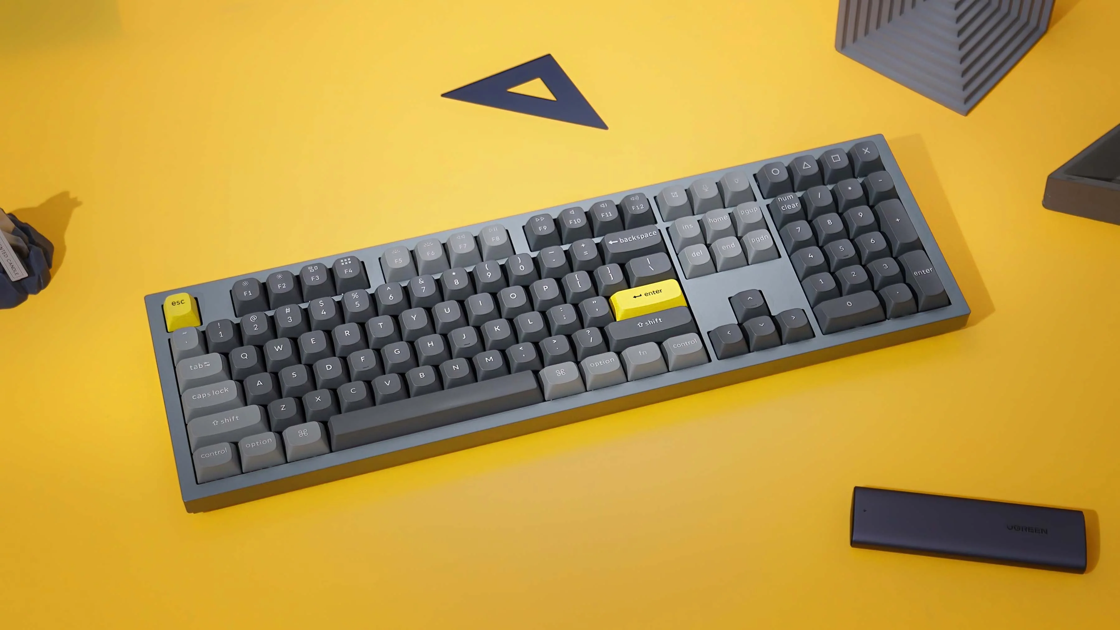 Keychron Q6 QMK Custom Mechanical Knob Version Swappable RGB Backlight Keyboard - Silver Grey (Gateron G Pro Red Switch) (Q6N1) - Image 2
