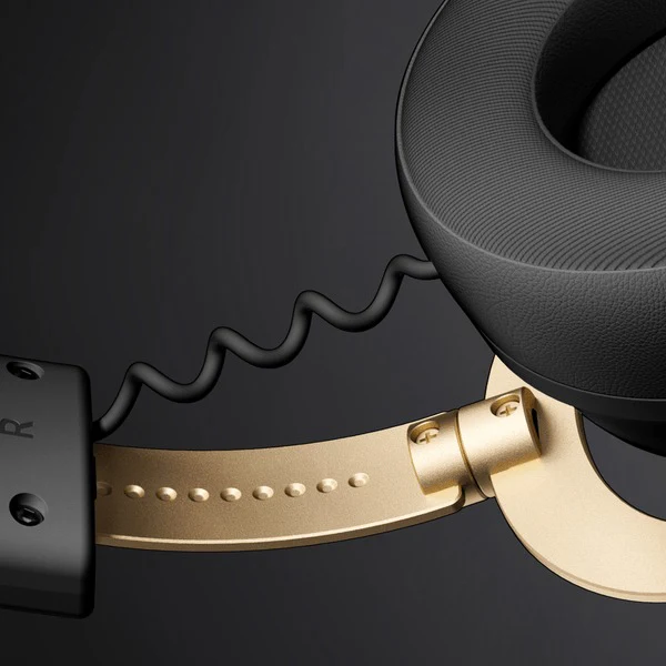 MCHOSE V9 Turbo RGB Wireless Gaming Headset (Black/Gold, White/Gold) - Image 6