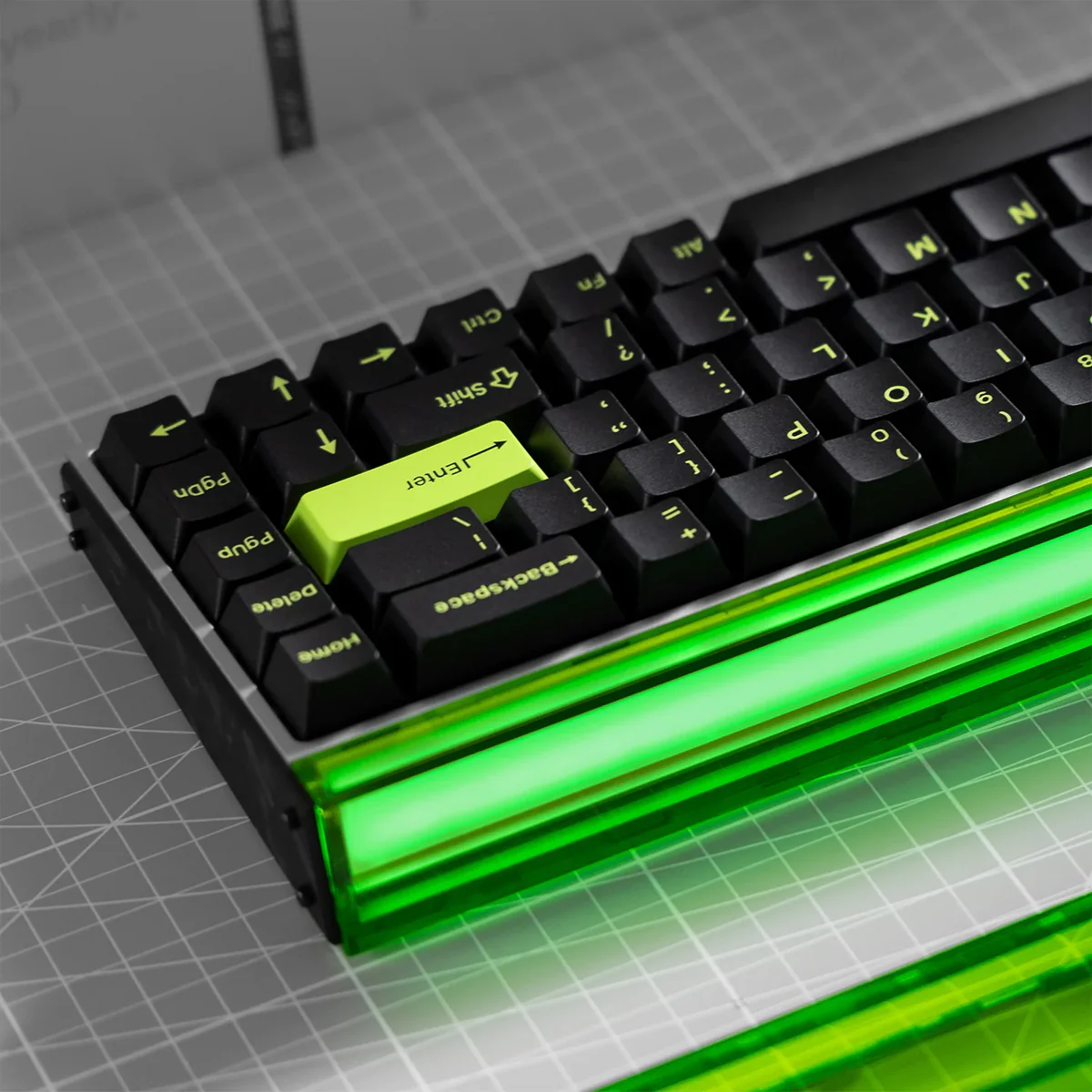 MelGeek MADE68 Ultra DIY Aluminum Alloy Case Magnetic Gaming Keyboard (Electrophoresis White, Anodized Black, Anodized Silver) - Image 19