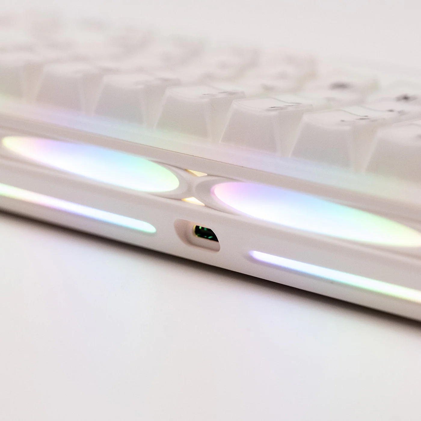 MonsGeek Verve 68 HE Wired RGB Magnetic Keyboard (Misty White) (Akko Flash Magnetic Switch) (101-VEVEB-000) - Image 17