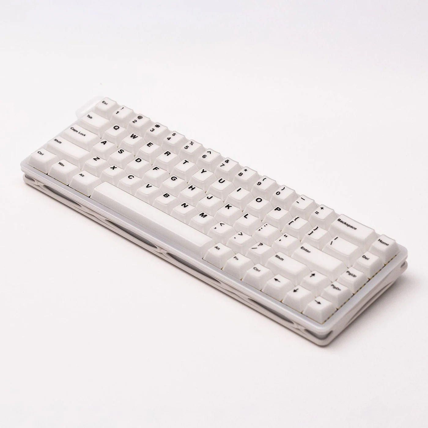 MonsGeek Verve 68 HE Wired RGB Magnetic Keyboard (Misty White) (Akko Flash Magnetic Switch) (101-VEVEB-000) - Image 6