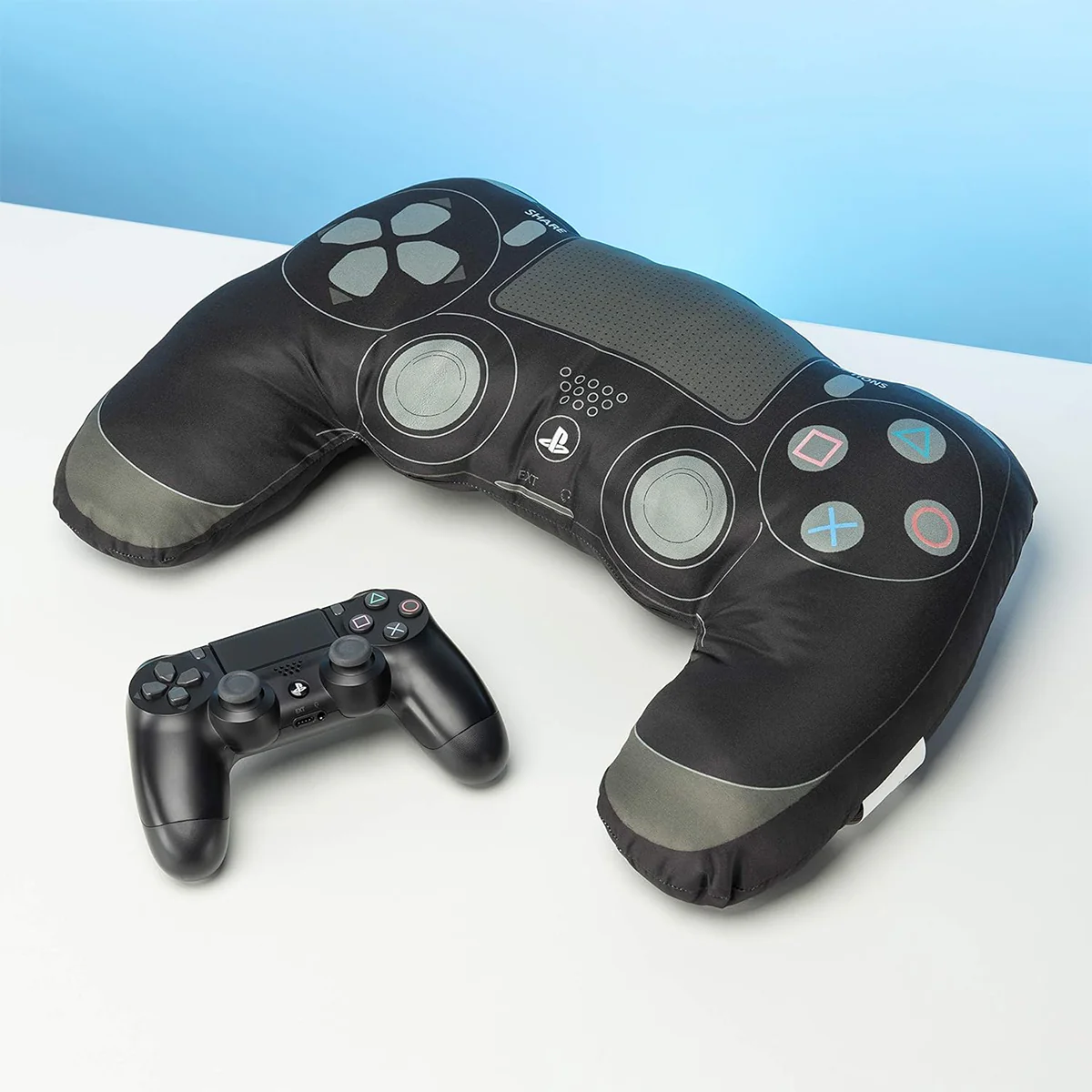 Paladone Controller Cushion (PP6579PSV3) - Image 4