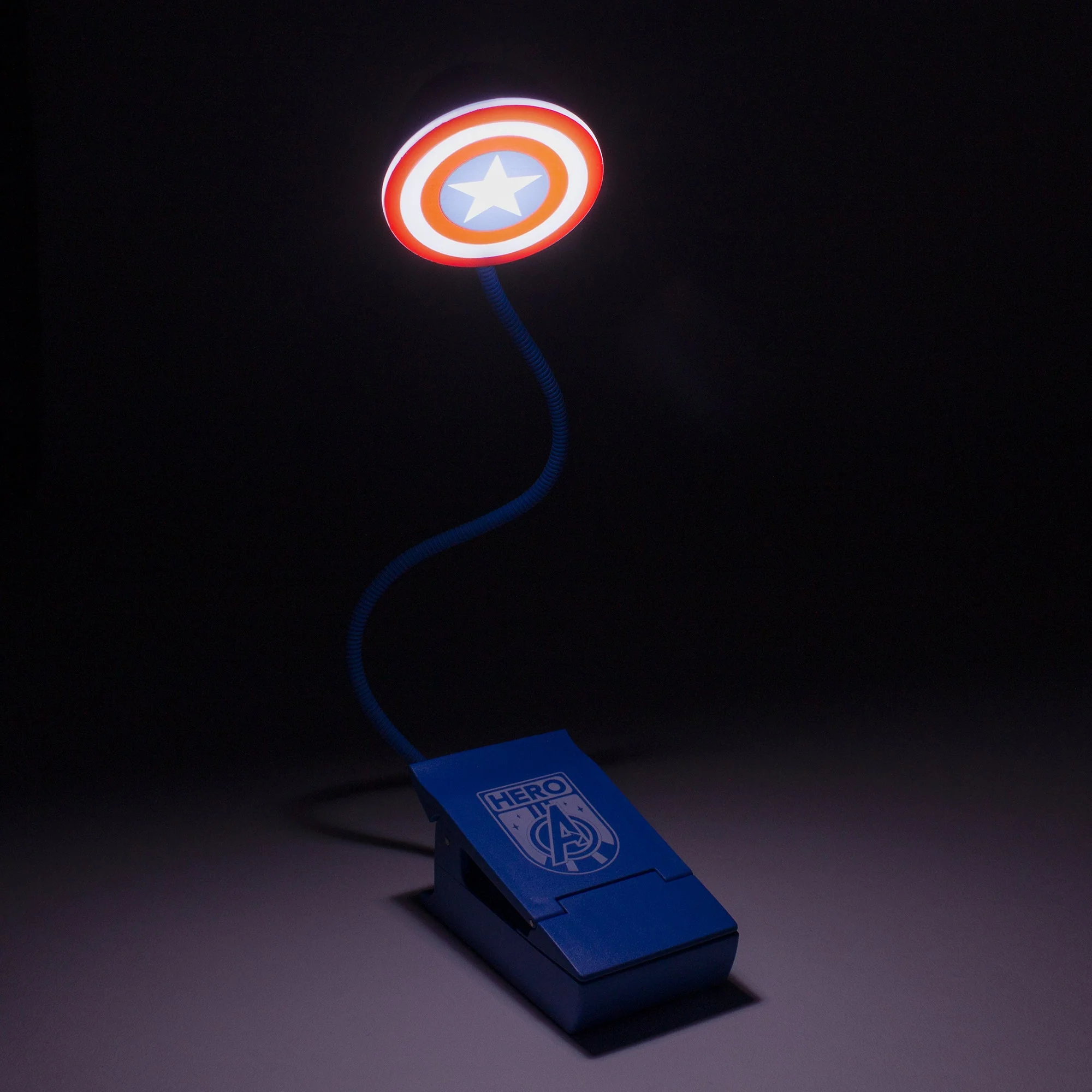Paladone Marvel Captain America Book Light (PP9840MA) - Image 3