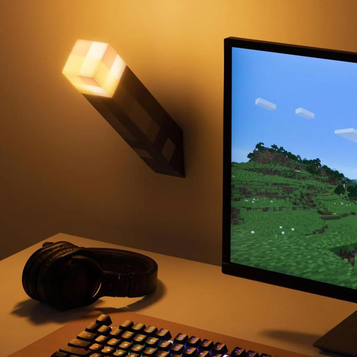 Paladone Minecraft Torch Light V2 (PP9202MCFV2) - Image 3