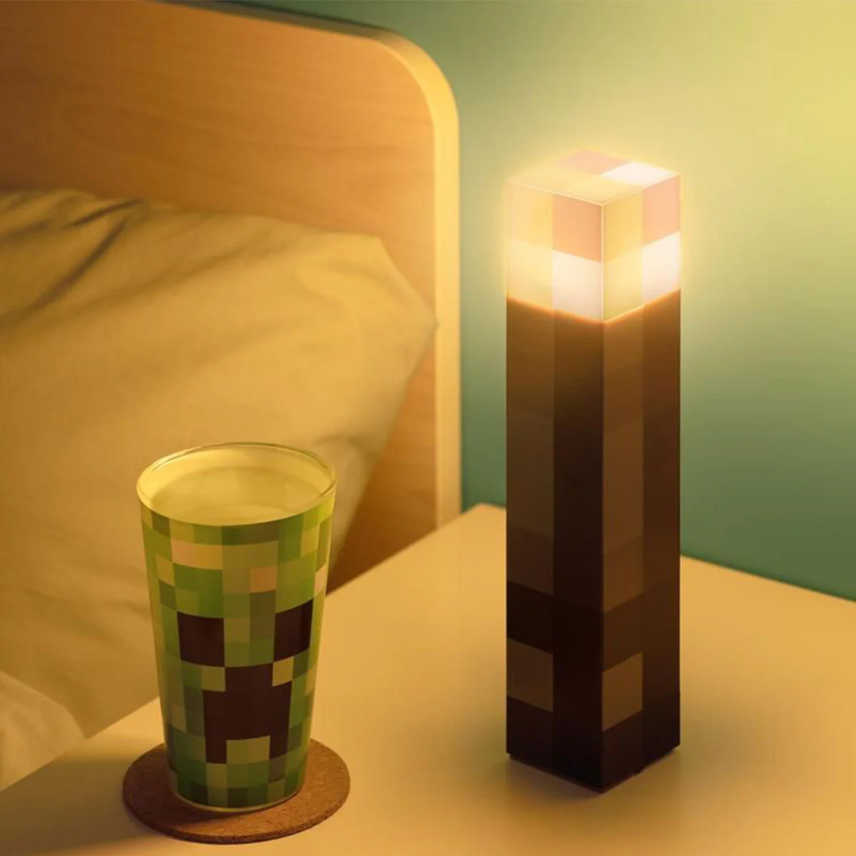 Paladone Minecraft Torch Light V2 (PP9202MCFV2) - Image 4