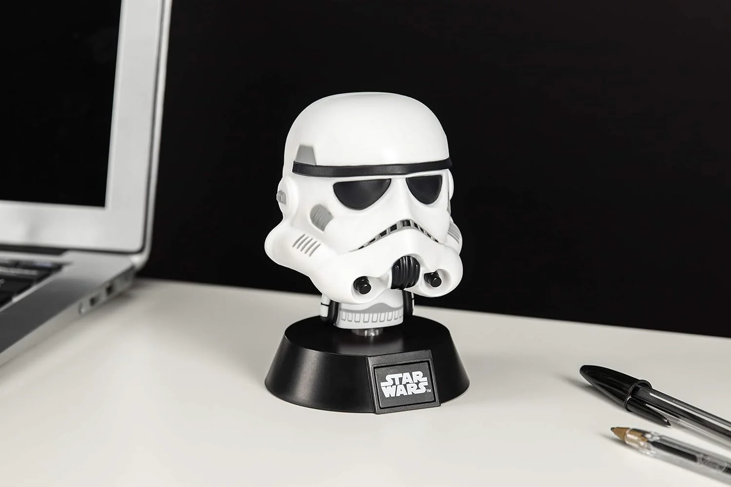 Paladone Stormtrooper Icon Light (PP6383SWV3) - Image 3