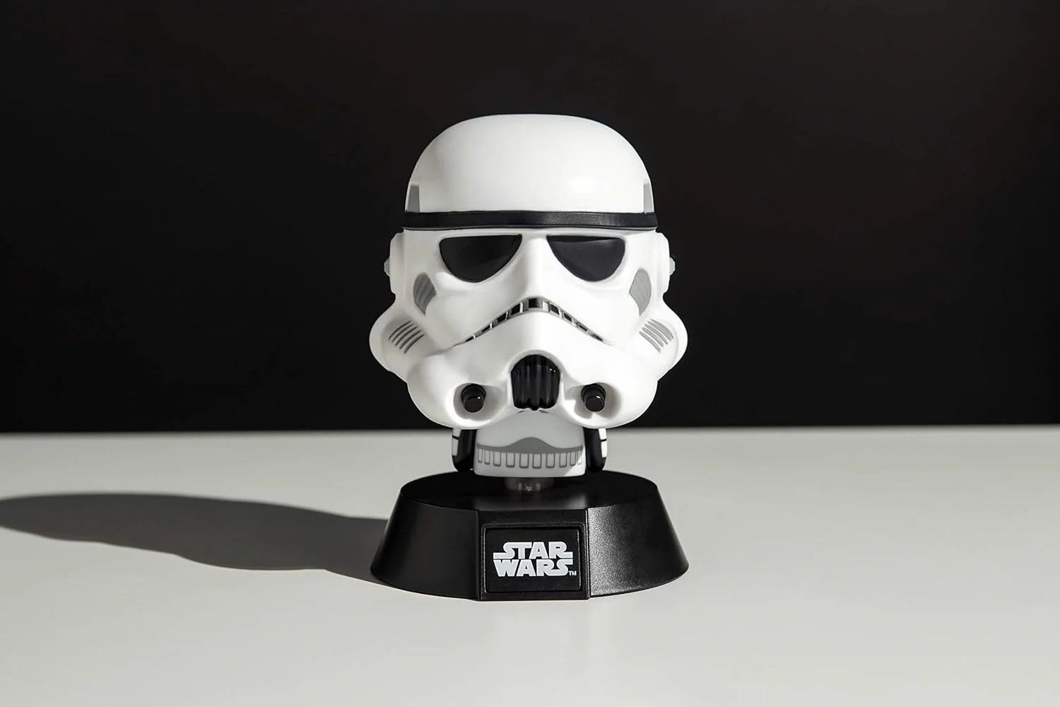 Paladone Stormtrooper Icon Light (PP6383SWV3) - Image 4