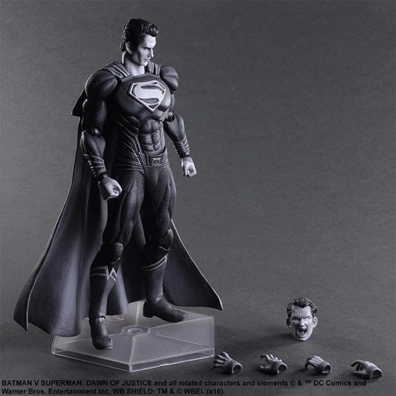 Play-Arts A/F Batman V Superman Dawn Of Justice Kai No.2 Superman (Black & White Ver) - Image 2