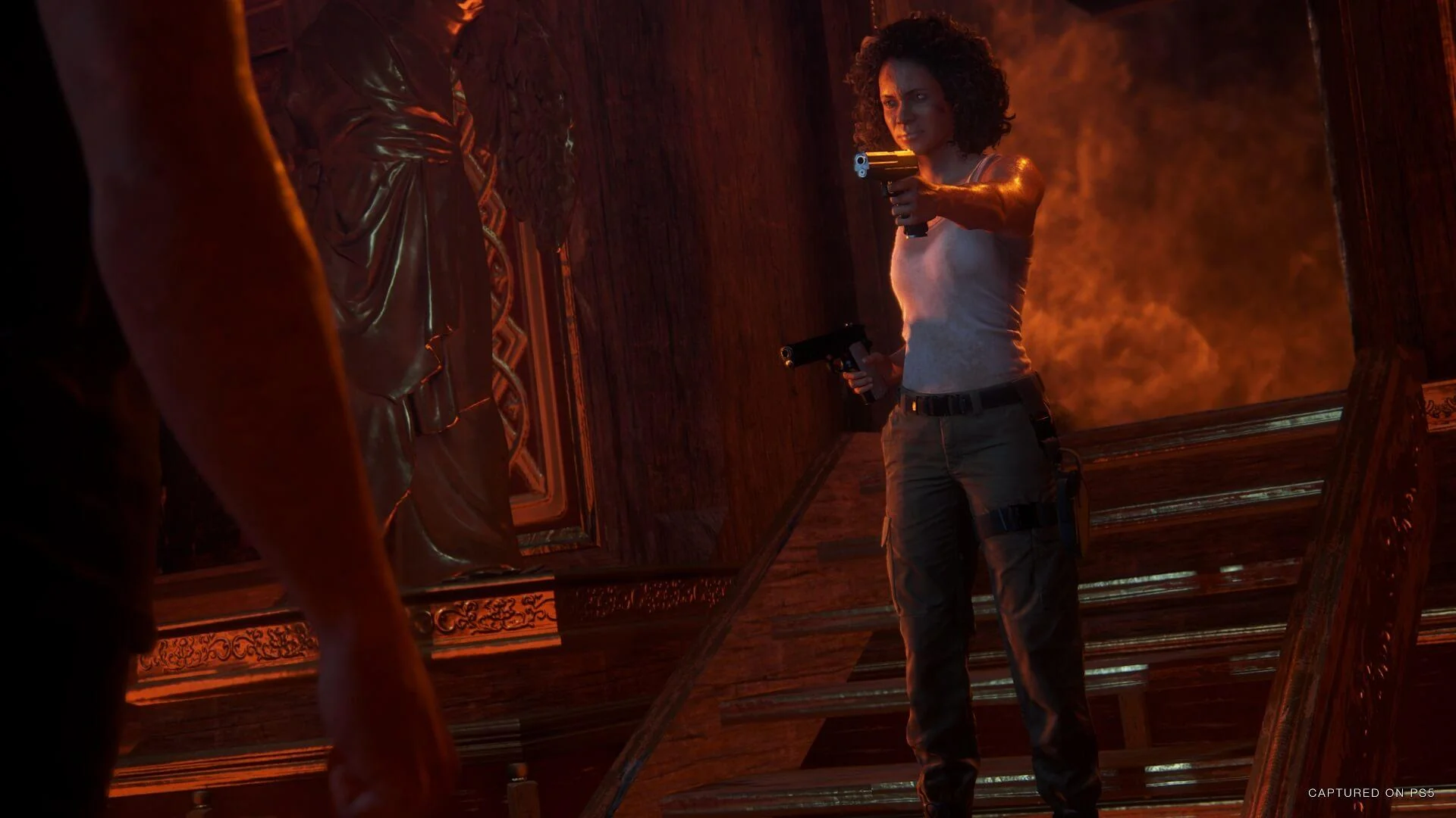 PS5 Uncharted Legacy of Thieves Collection (US) (Eng/FR) - Image 3