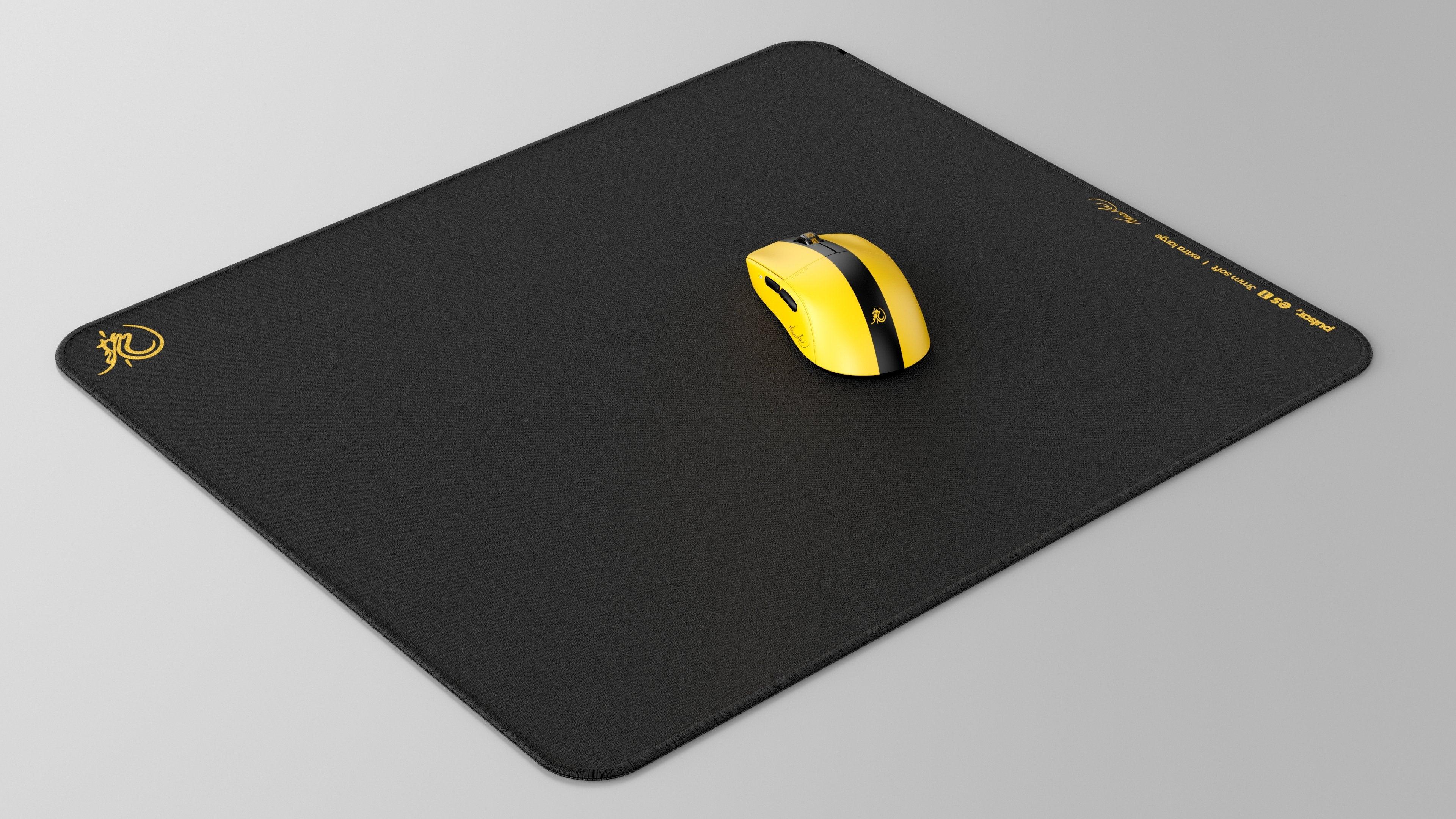 Pulsar ES1 XL Mouse Pad Bruce Lee Edition (Black) - Image 4