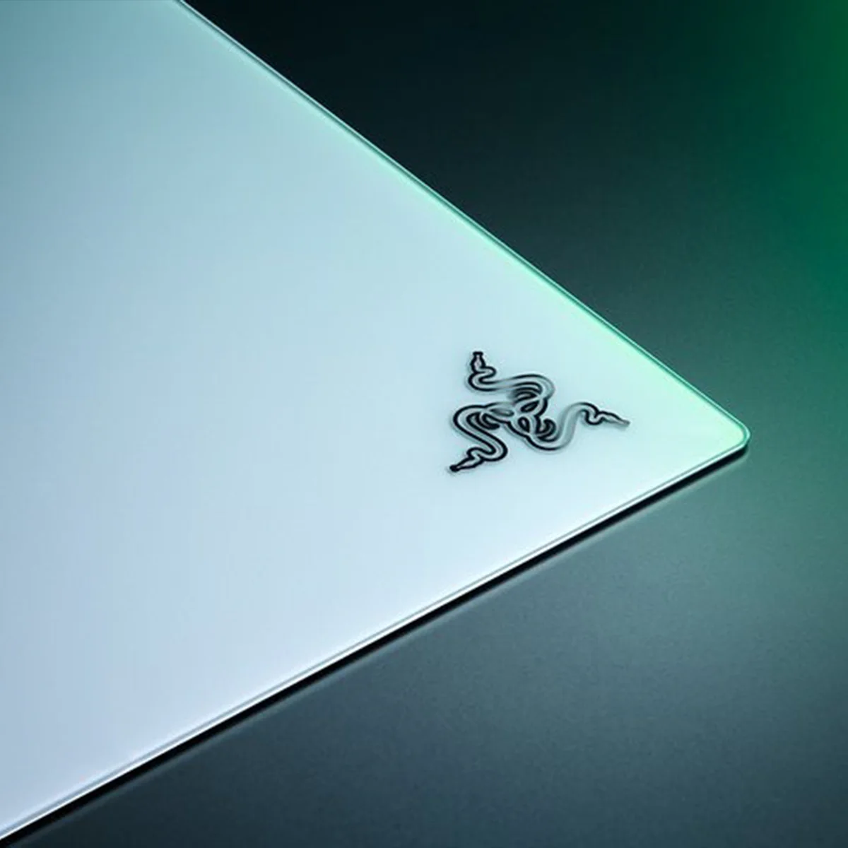 Razer Atlas Pro Ultra-Thin Premium Tempered Glass Gaming Mouse Mat (White) - Image 3