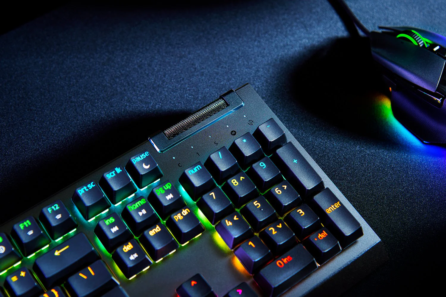 Razer Blackwidow V4 X Mechanical Gaming Keyboard With Razer Chroma RGB (Green Switch) - Image 11