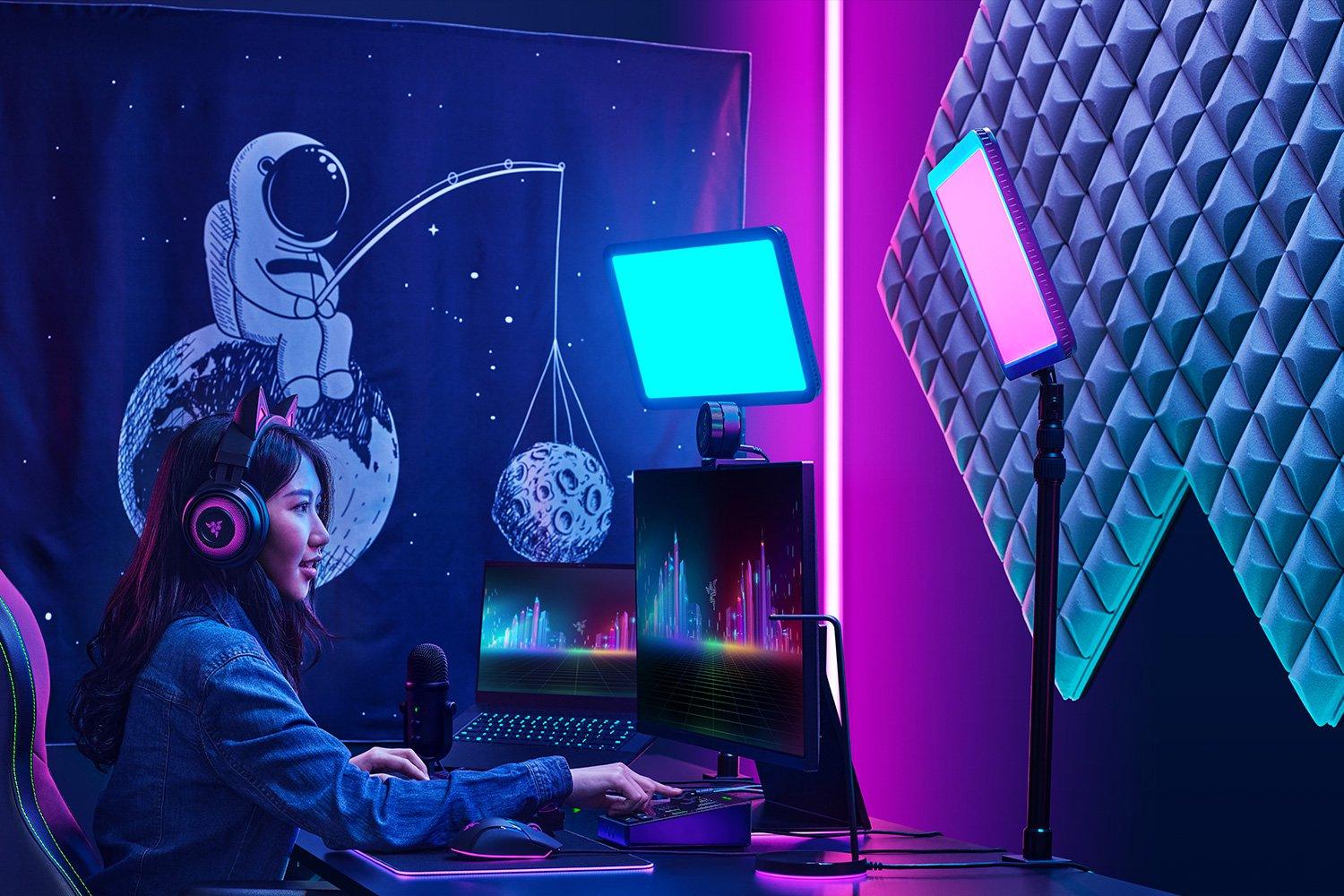 RAZER KEY LIGHT CHROMA ALL-IN-ONE LIGHTING KIT FOR STREAMING - Image 2