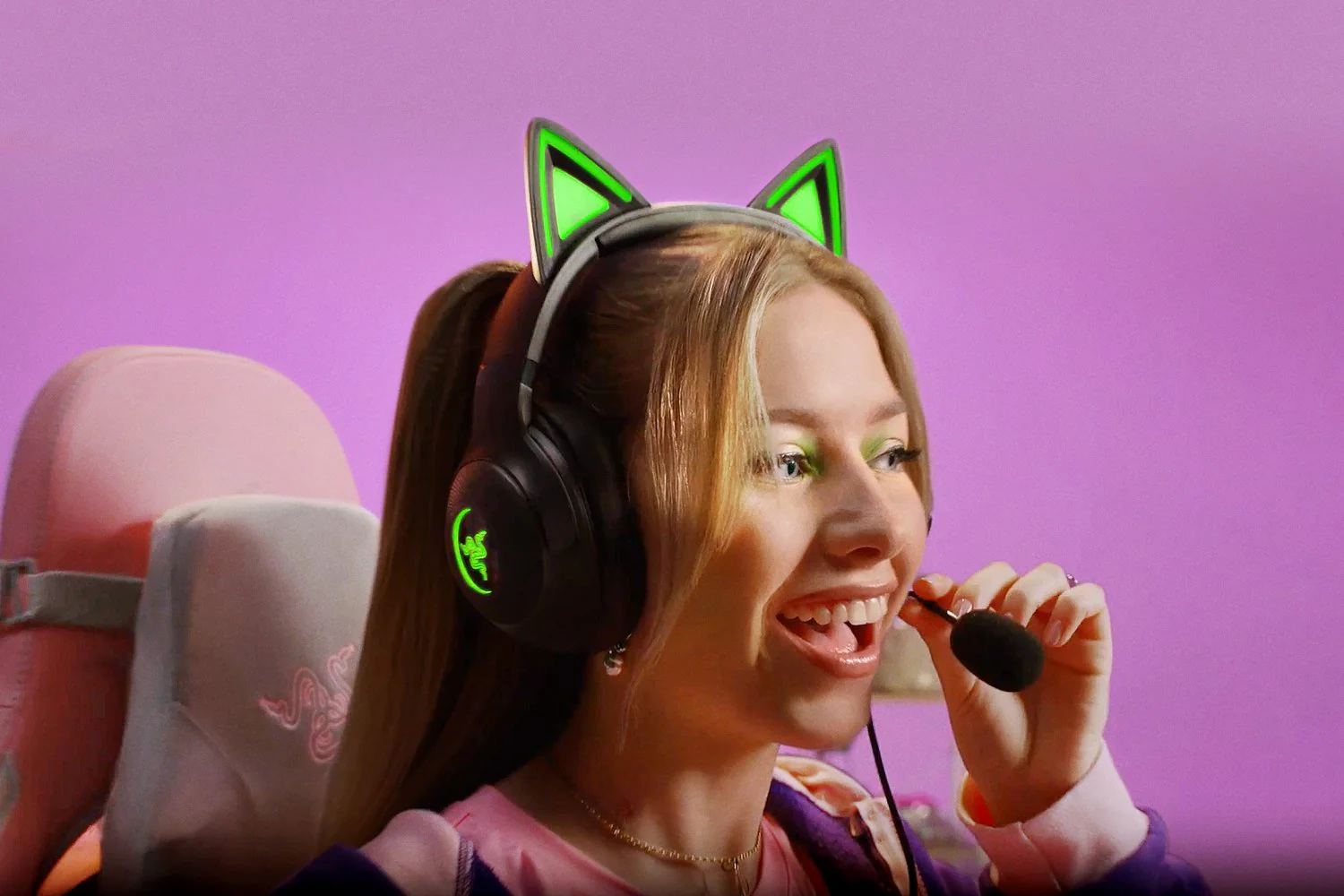 Razer Kraken Kitty V2 USB Headset With RGB Kitty Ears (Black) - Image 3