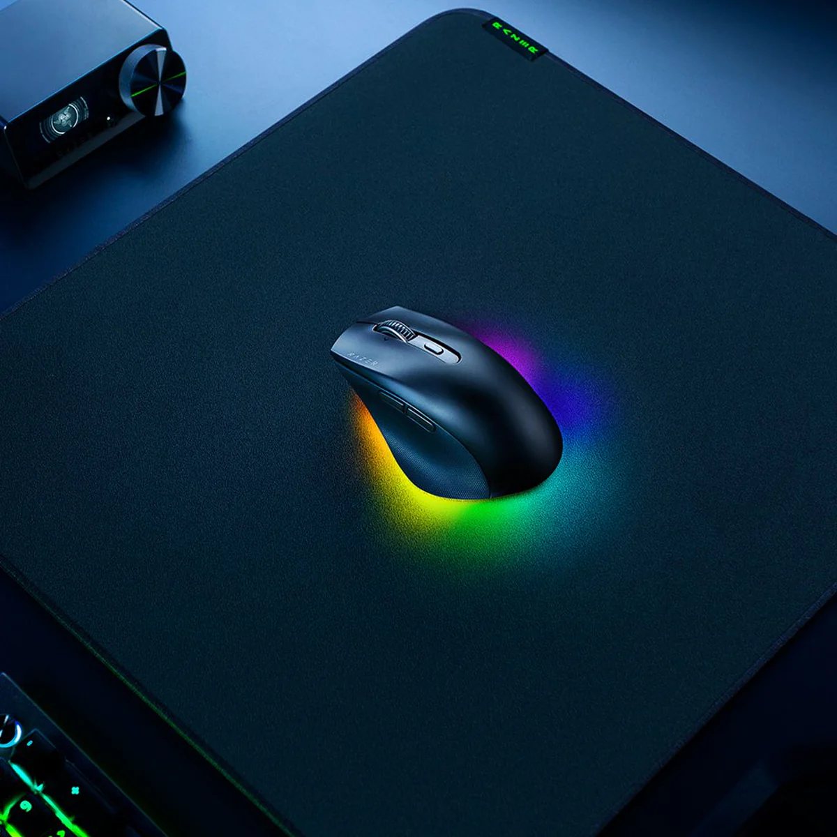 Razer Pro Click V2 Right-Handed Ergonomic Wireless Mouse - Image 6
