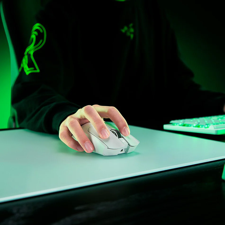 Razer Viper V3 Pro Ultra-Lightweight Wireless Symmetrical eSports Mouse - Image 13