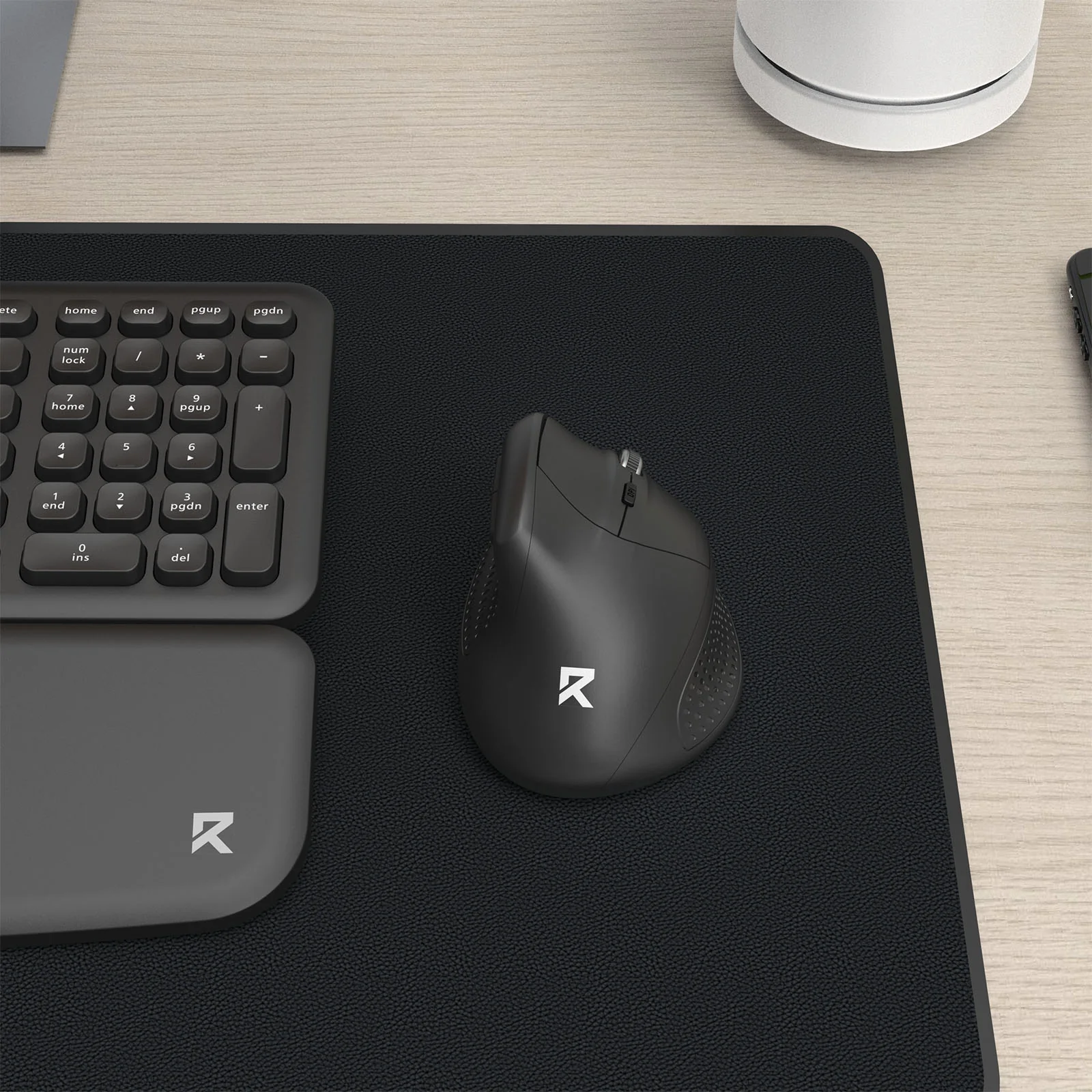 Redragon Wireless 2.4Ghz Vertical Ergonomic Mouse (BM-4033) - Image 9