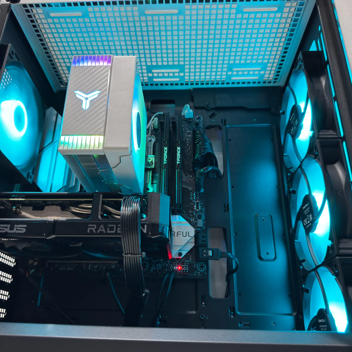 Sigma CC560 V2 White Desktop Gaming PC | AMD Ryzen 5 8400F | 16GB (2x8GB) RAM | 1TB SSD | RX 9060 XT (8GB) | Windows 11 Pro - Image 5