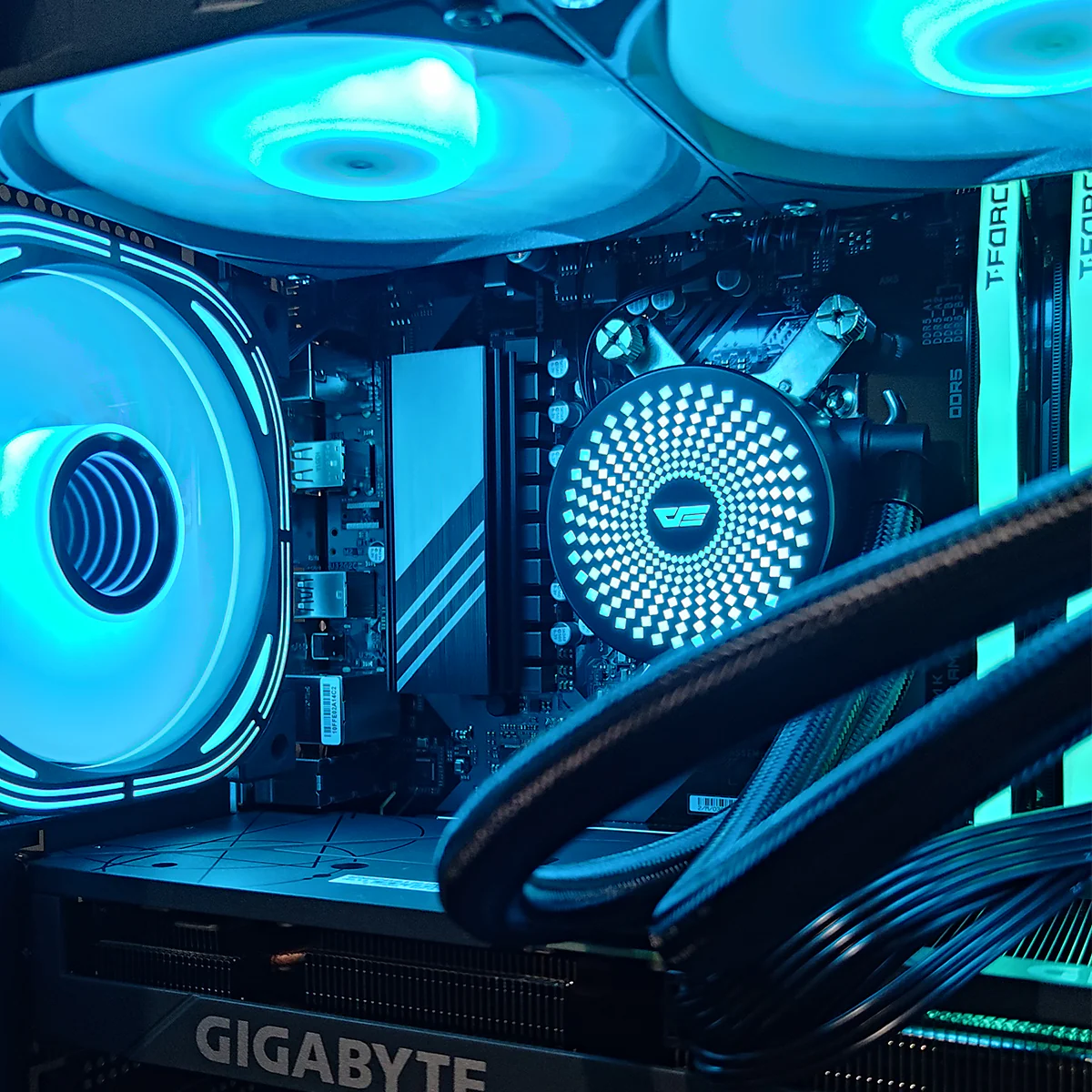 Sigma DB330M Mesh Black Desktop Gaming PC | AMD Ryzen 5 7500F | 16GB RAM | 1TB SSD | RTX 4060 Ti | Windows 11 Pro - Image 4