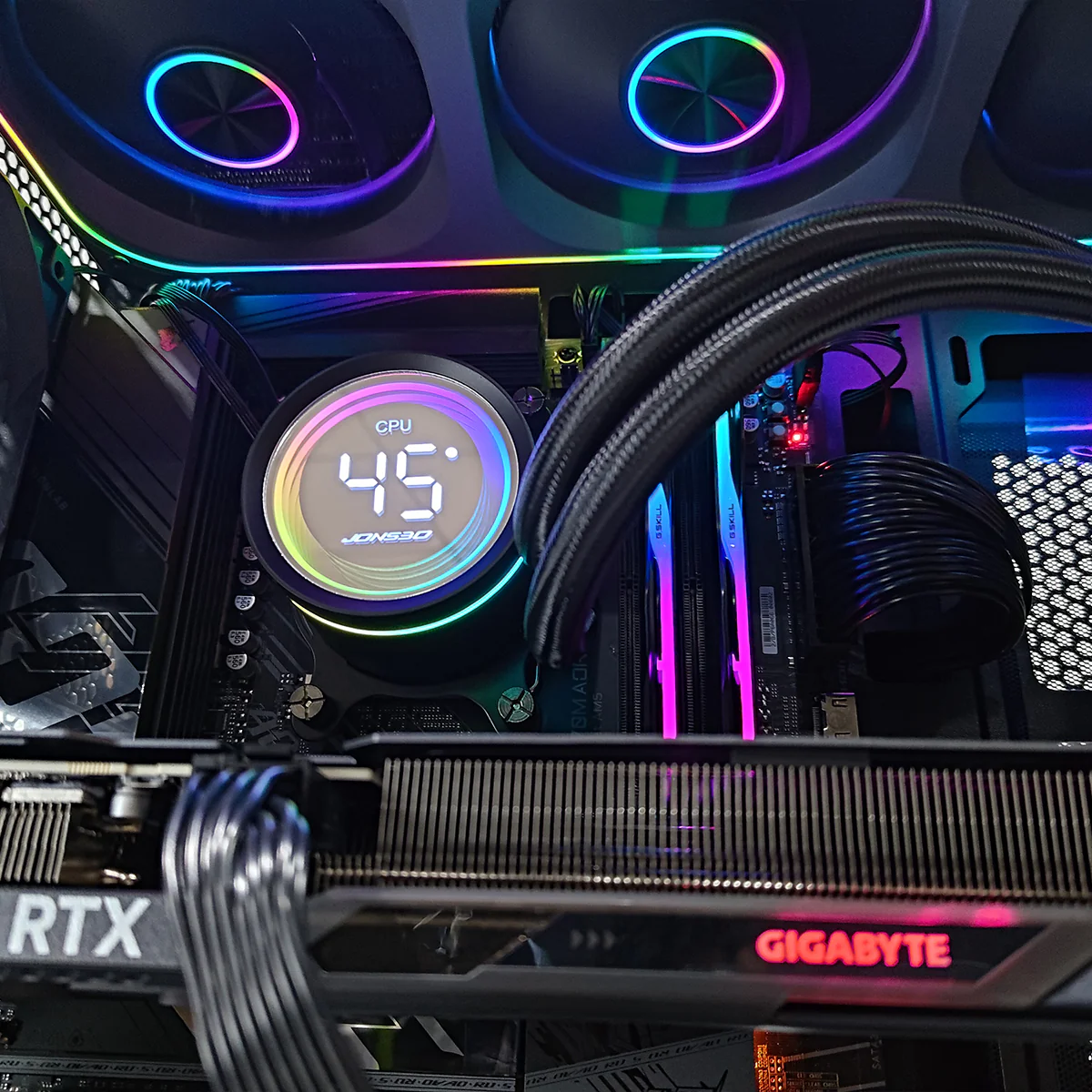 Sophos C102 Black Desktop Gaming PC | AMD Ryzen 7 9700X | 32GB RAM | 1TB SSD | RTX 5060 TI | Windows 11 Pro - Image 4