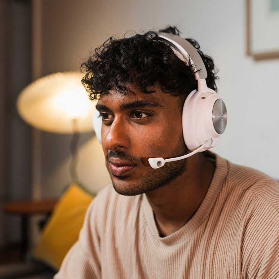 SteelSeries Arctis Nova Pro Wireless High-Fidelity Gaming Audio with Active Noise Cancellation for Xbox (White) (61525) - Image 11
